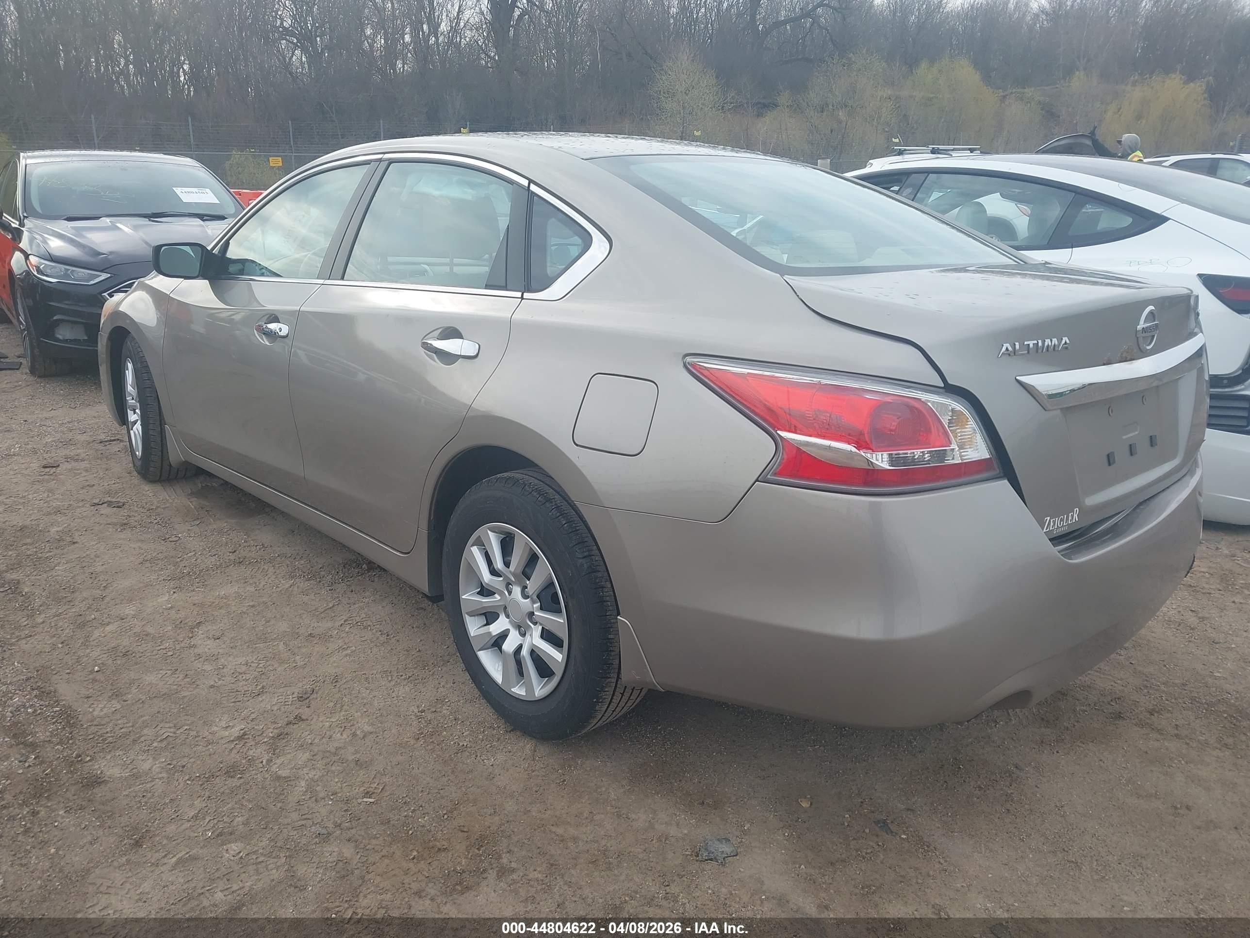 NISSAN ALTIMA image 3