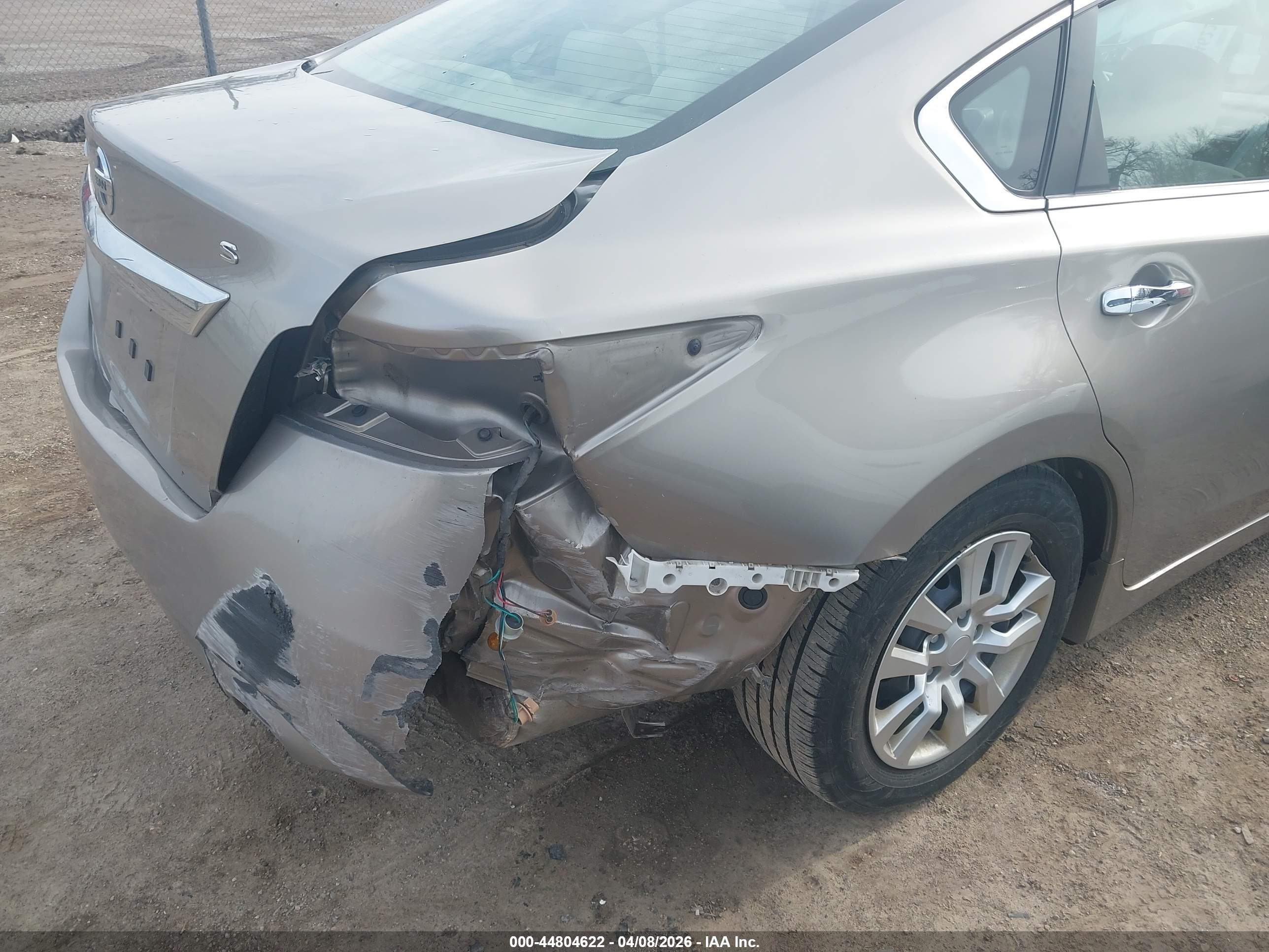 NISSAN ALTIMA image 6