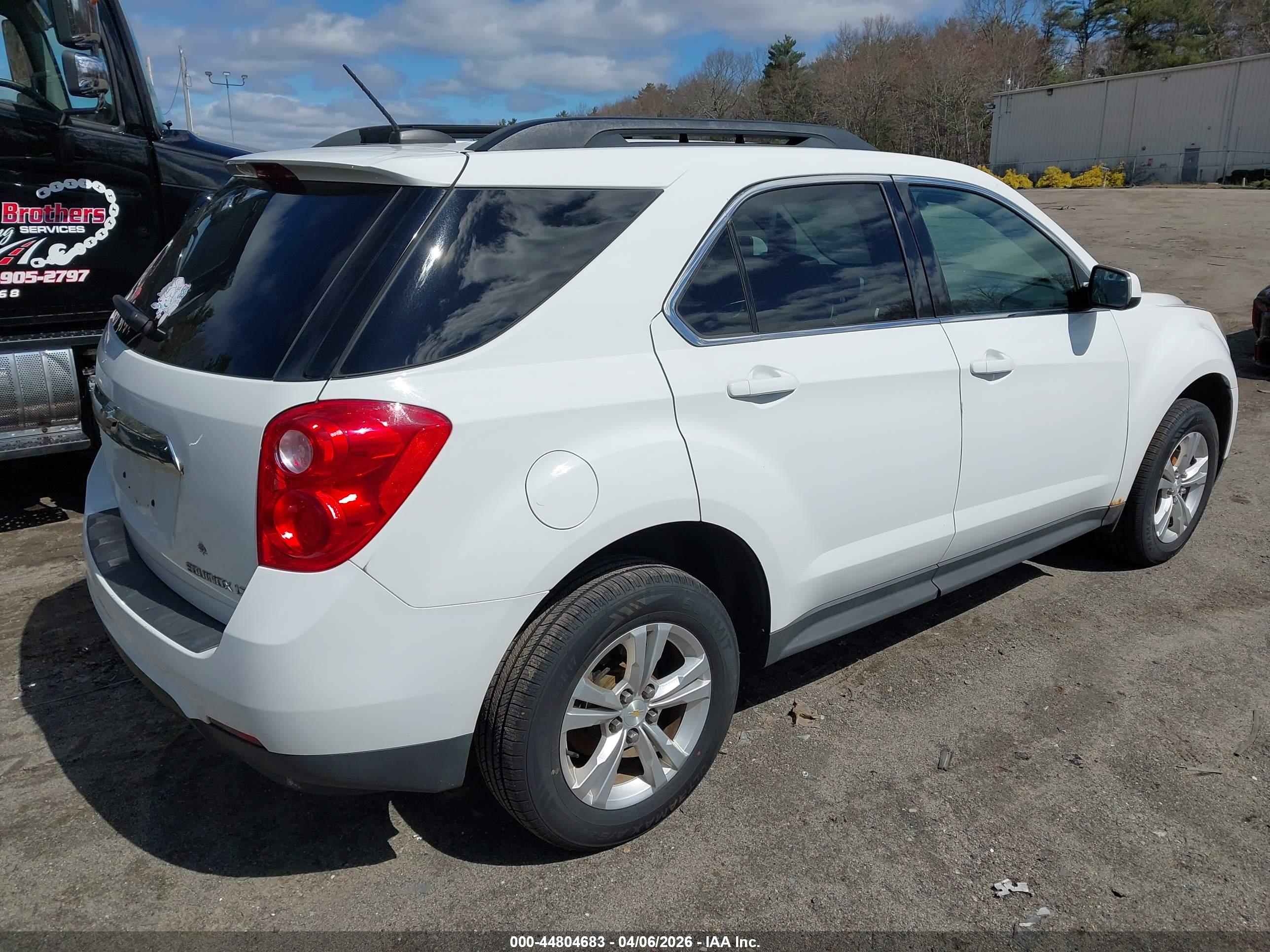 CHEVROLET EQUINOX image 4