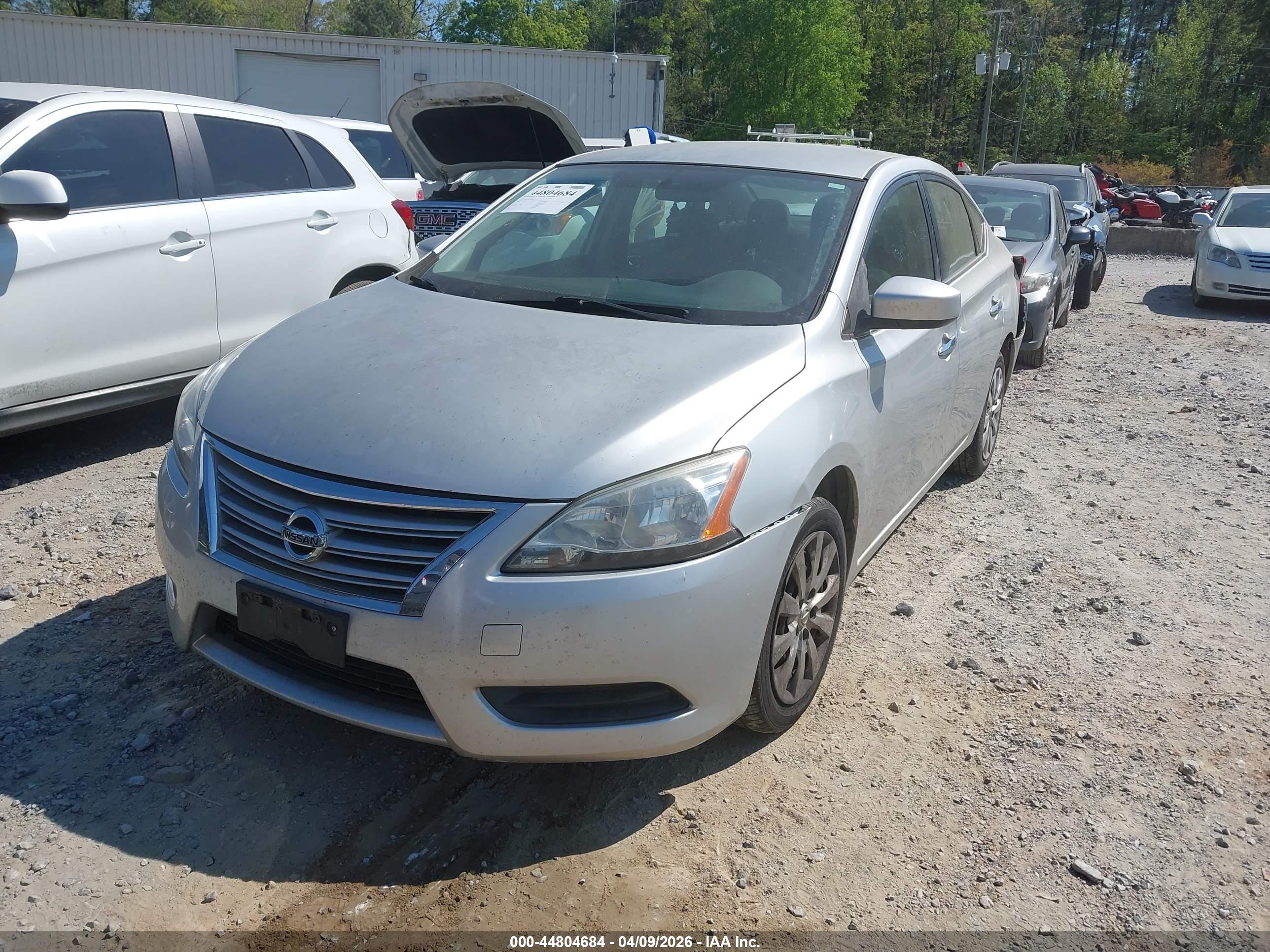NISSAN SENTRA image 2