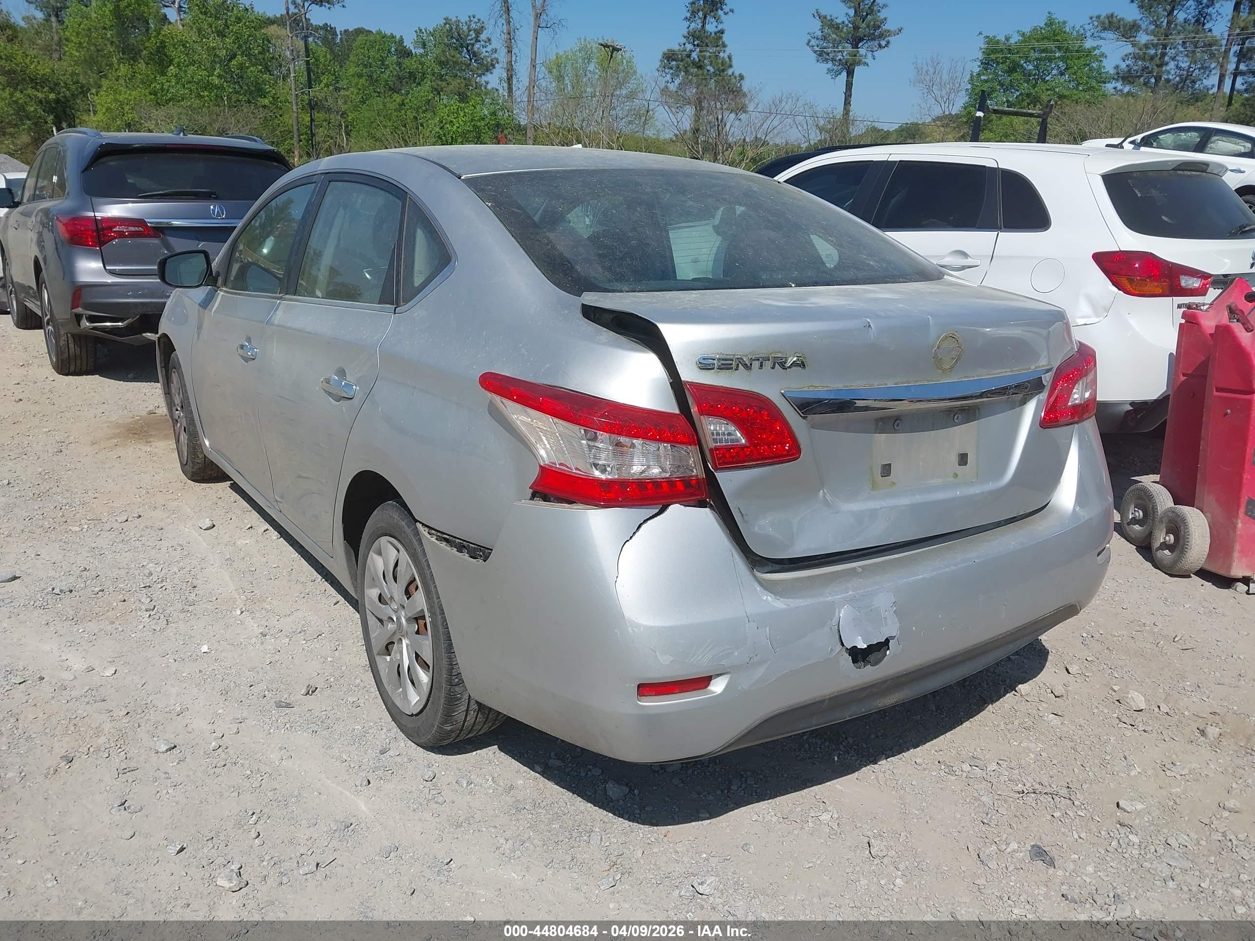 NISSAN SENTRA image 3