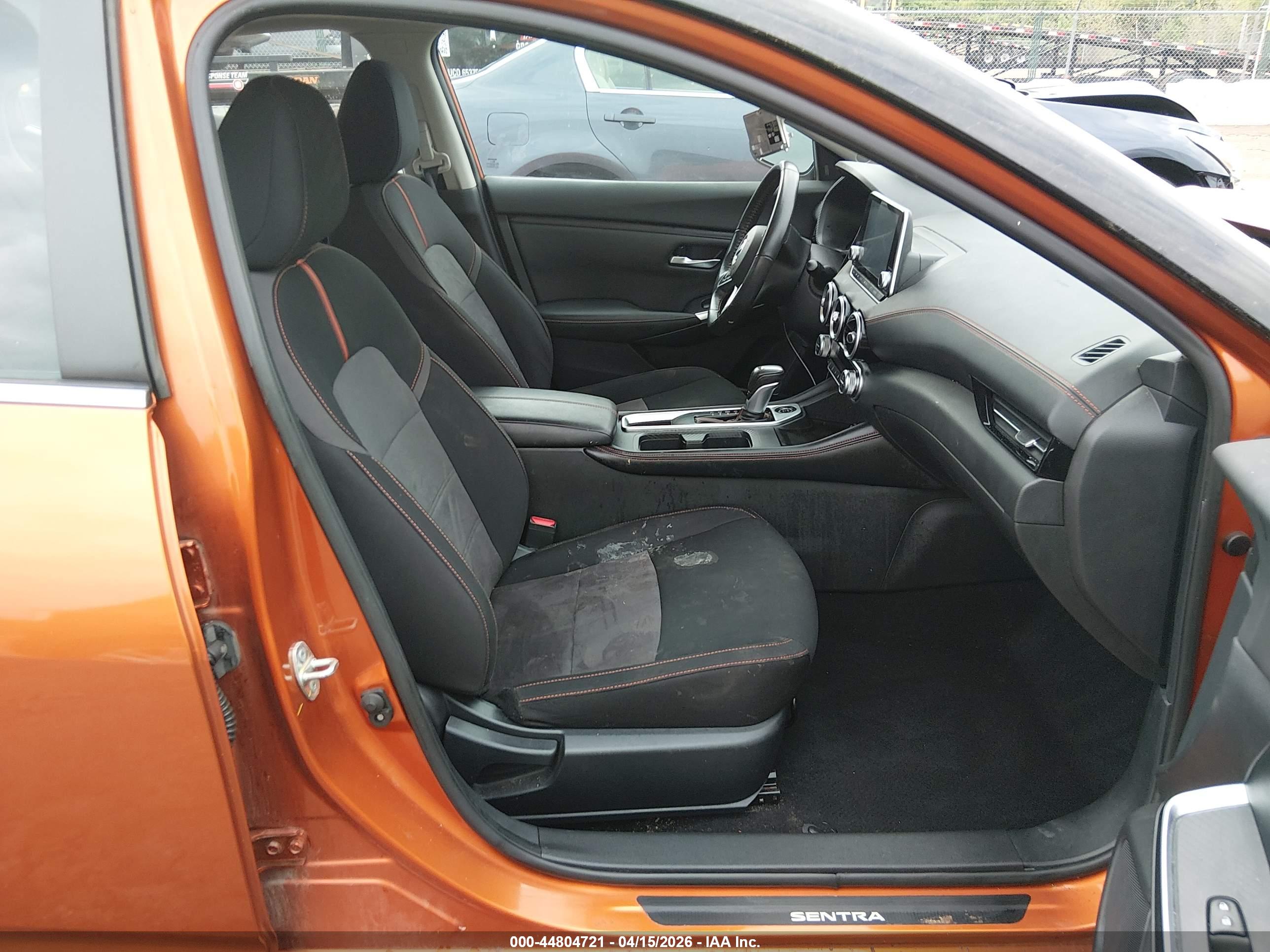 NISSAN SENTRA image 5