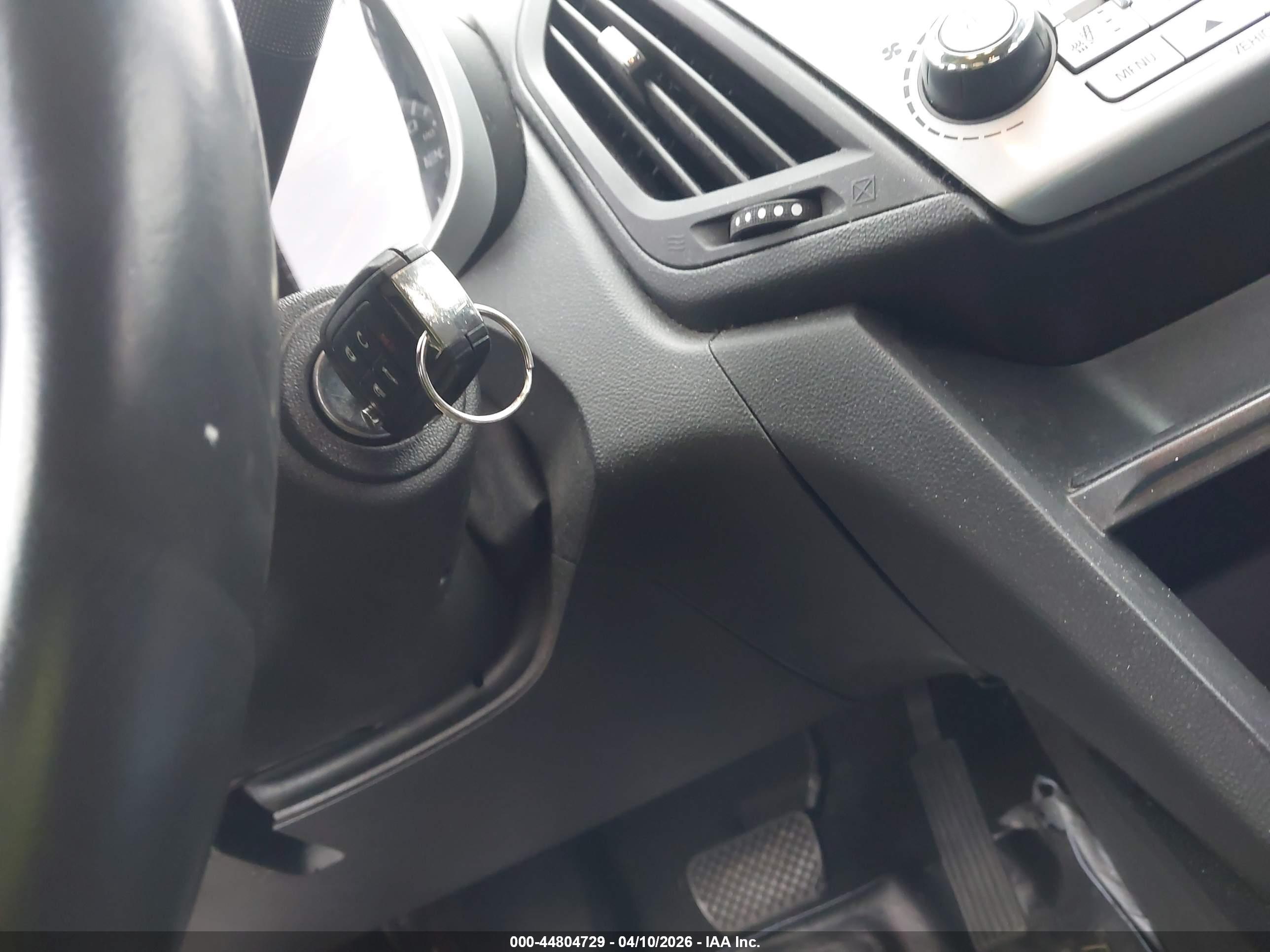 CHEVROLET EQUINOX image 11