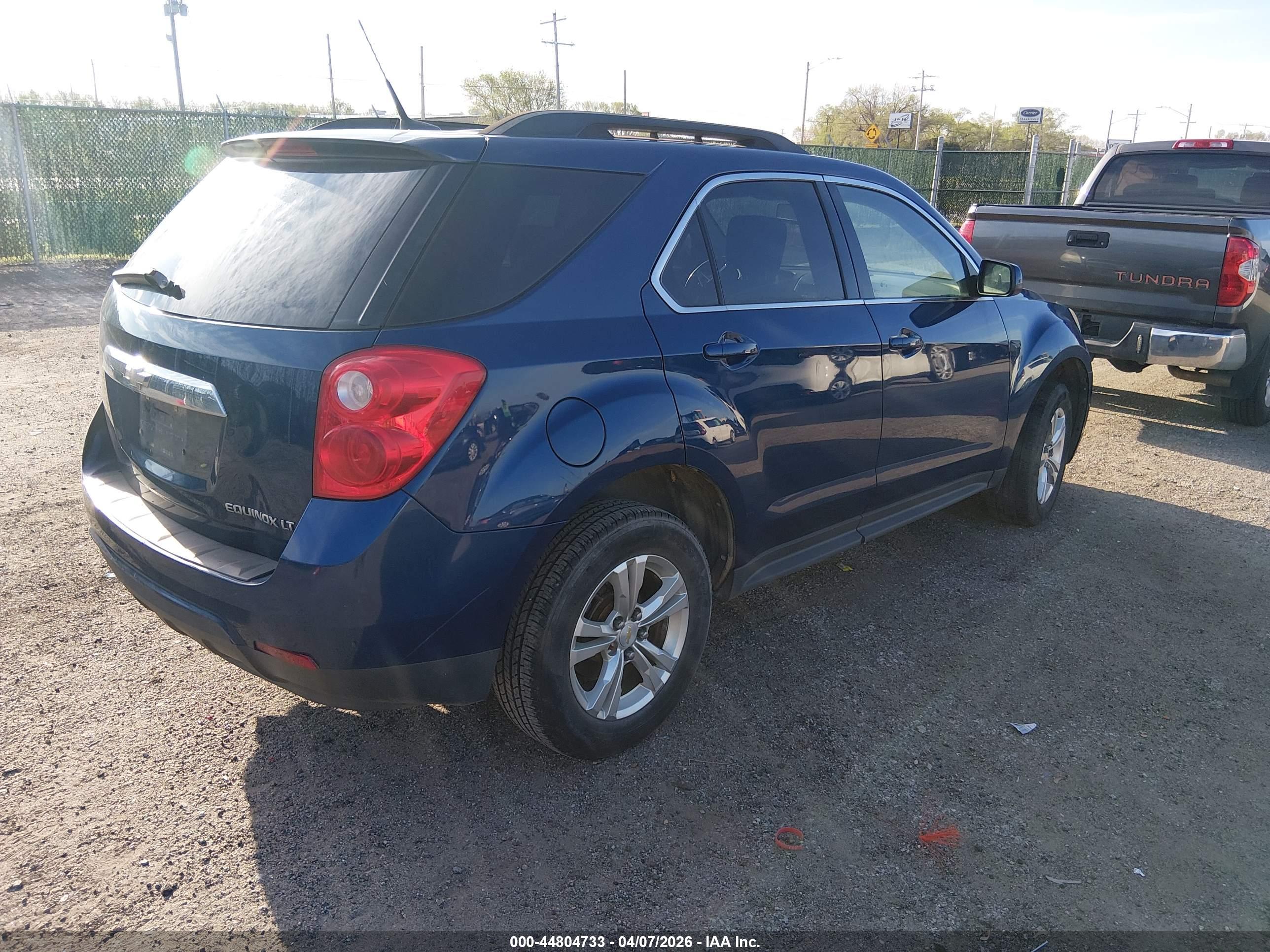 CHEVROLET EQUINOX image 4