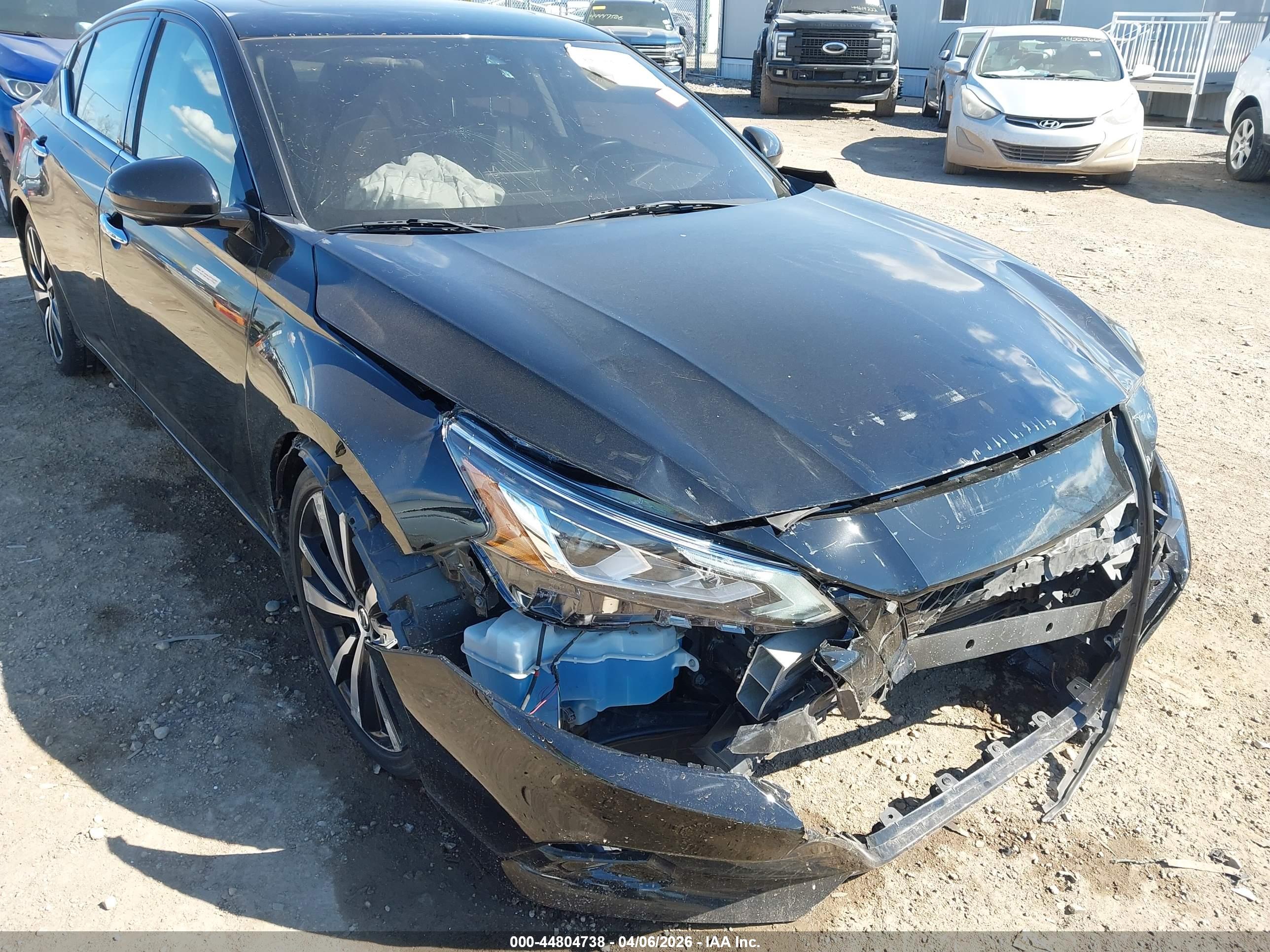 NISSAN ALTIMA image 6