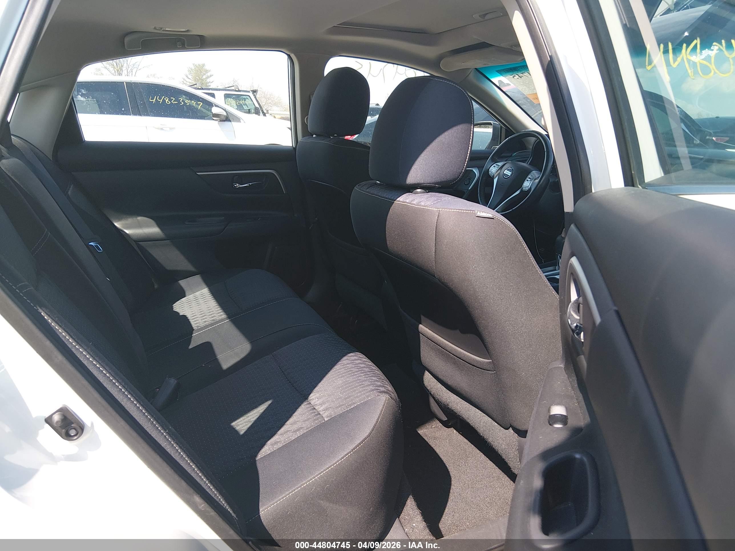 NISSAN ALTIMA image 8