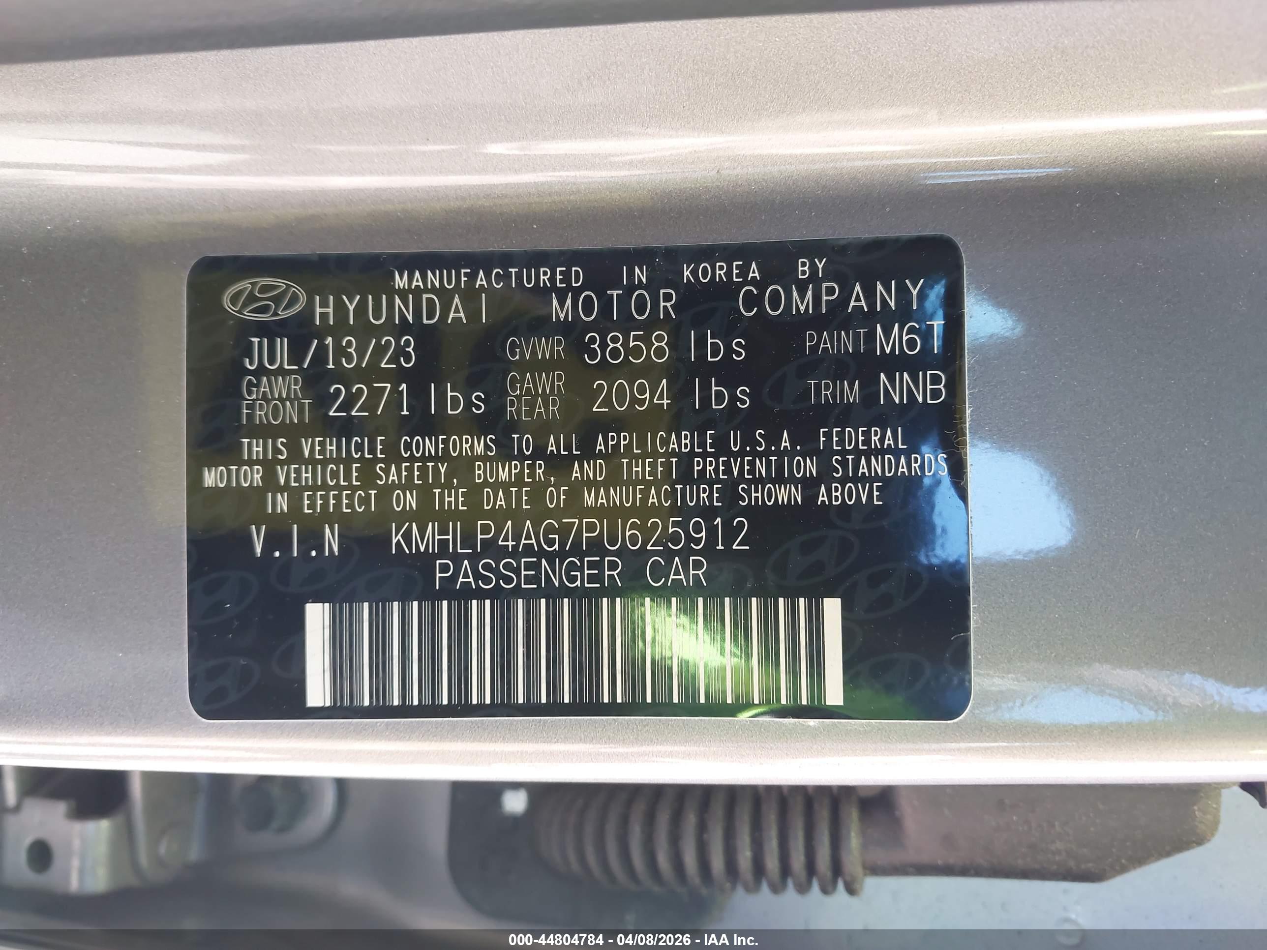 HYUNDAI ELANTRA image 9