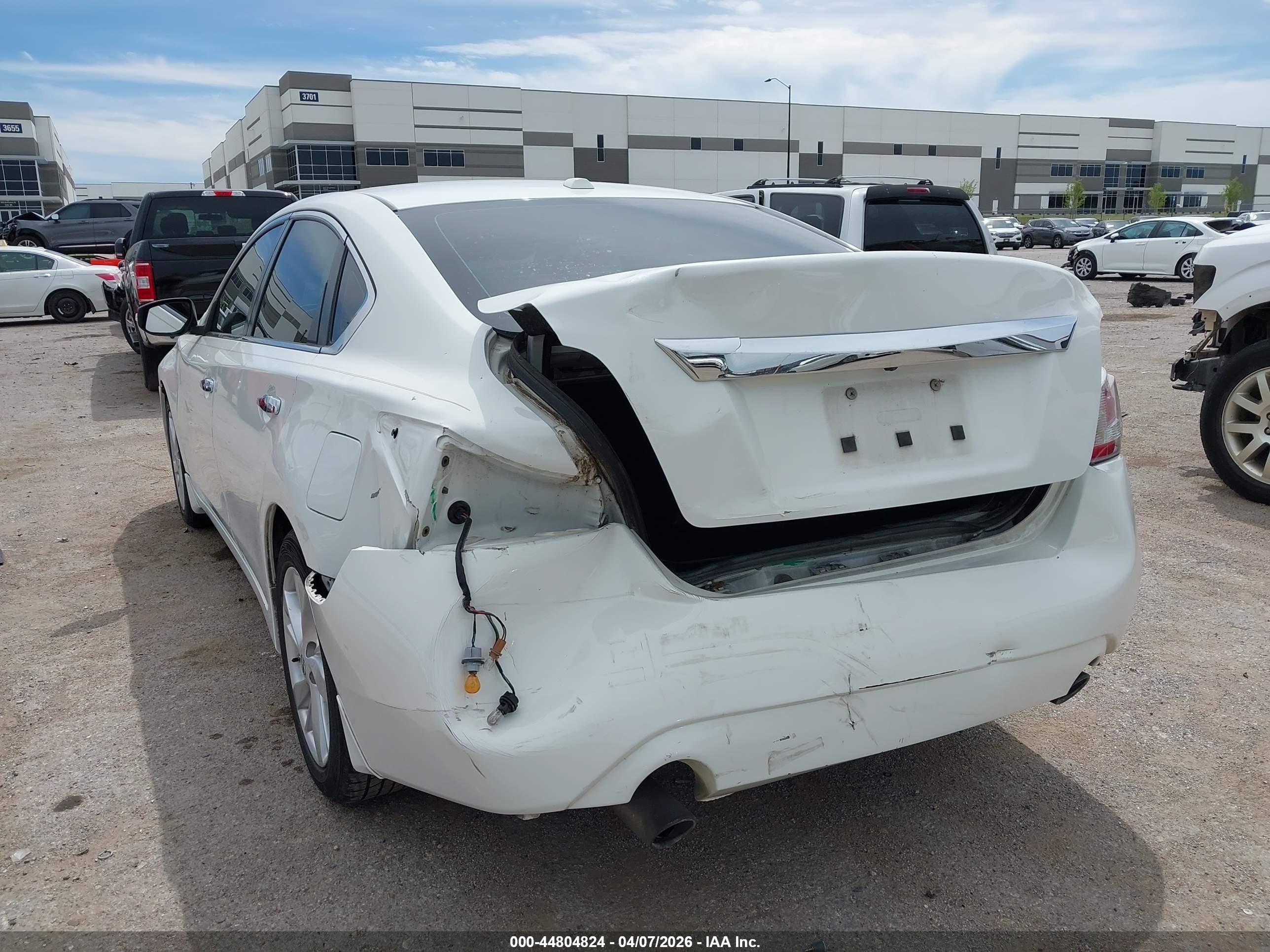 NISSAN ALTIMA image 3