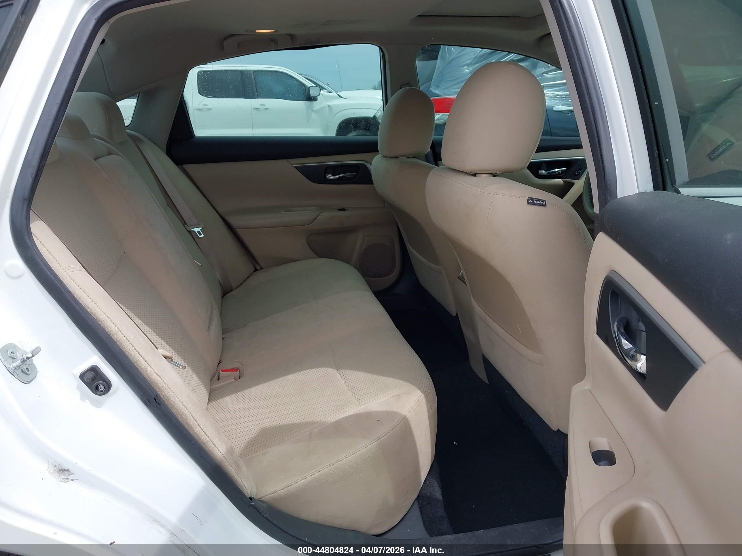 NISSAN ALTIMA image 8