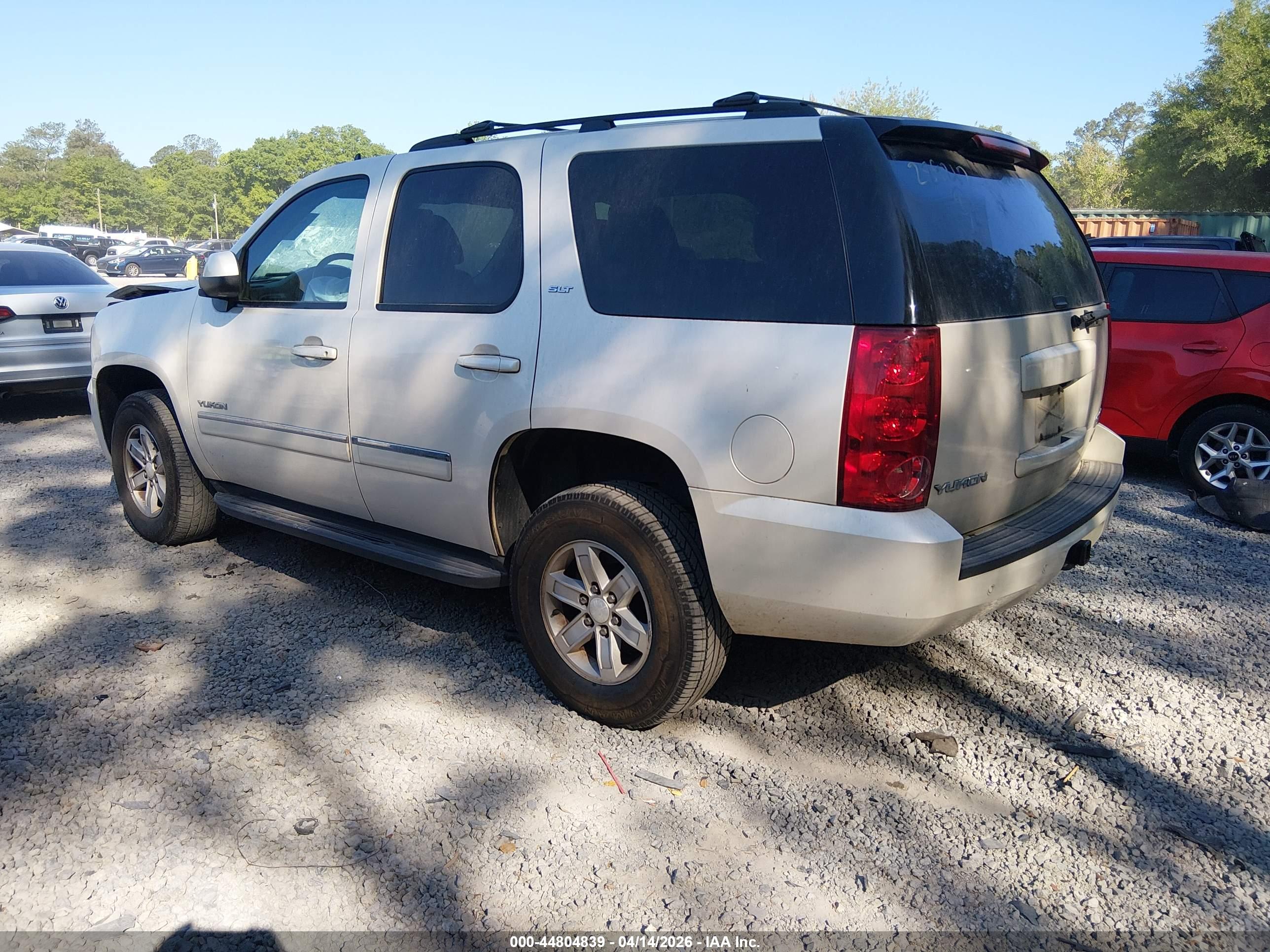 GMC YUKON image 3