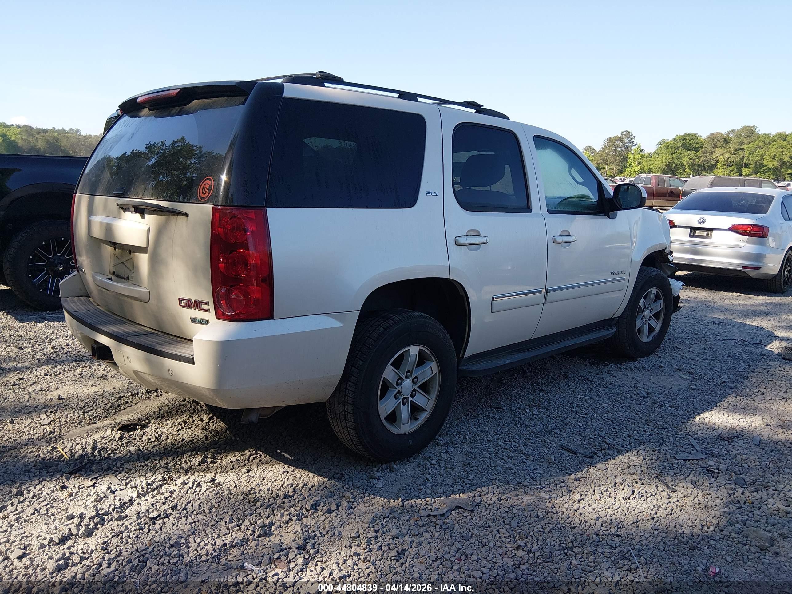 GMC YUKON image 4