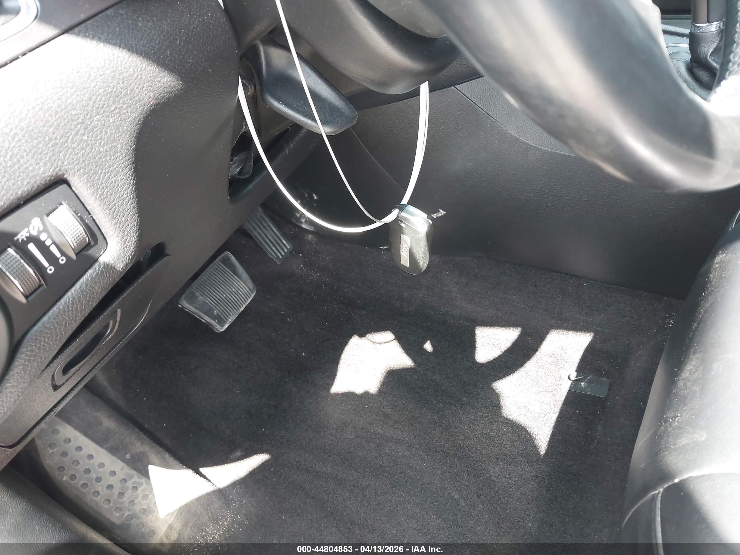 JEEP CHEROKEE image 11
