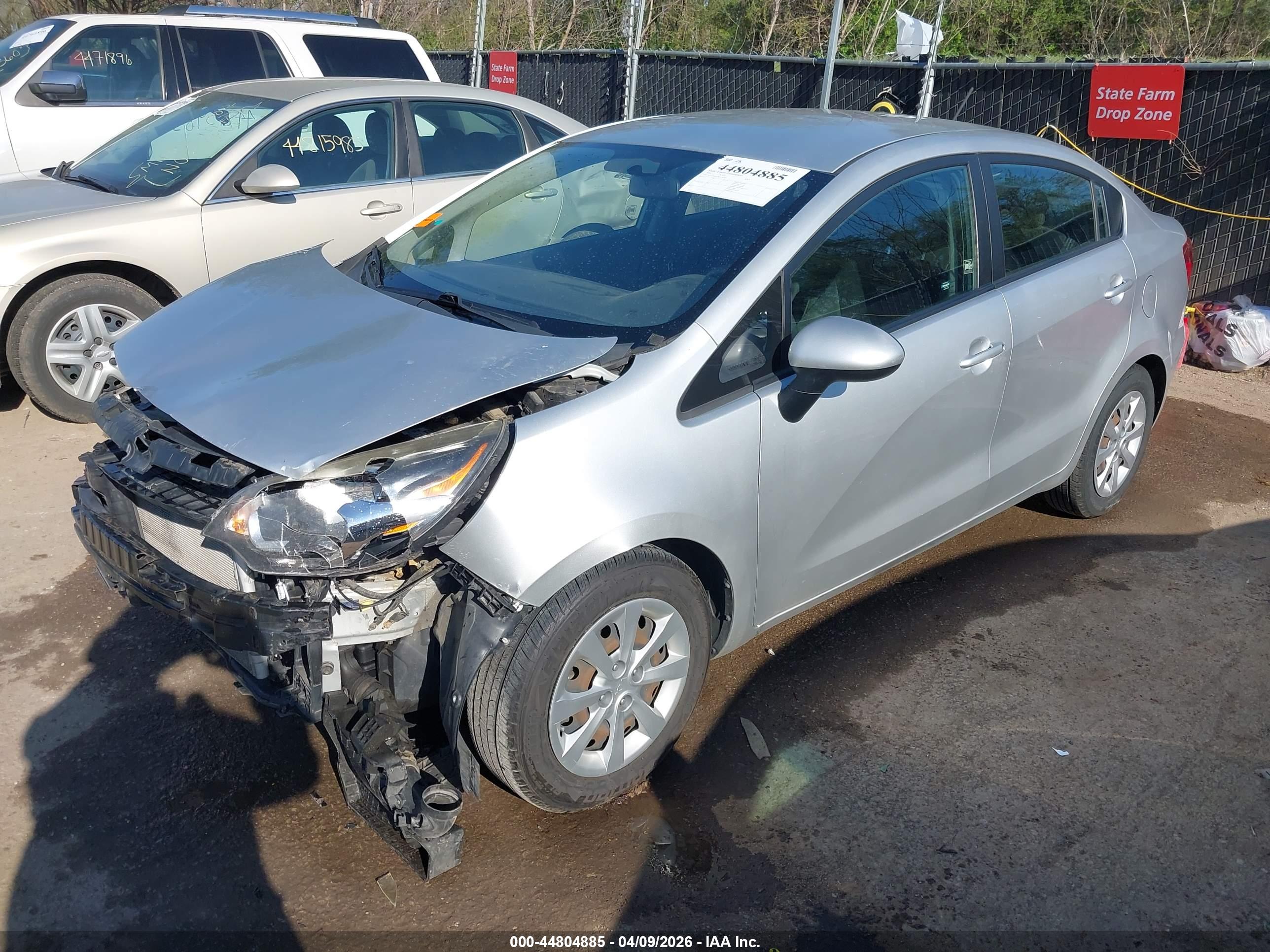 KIA RIO image 2