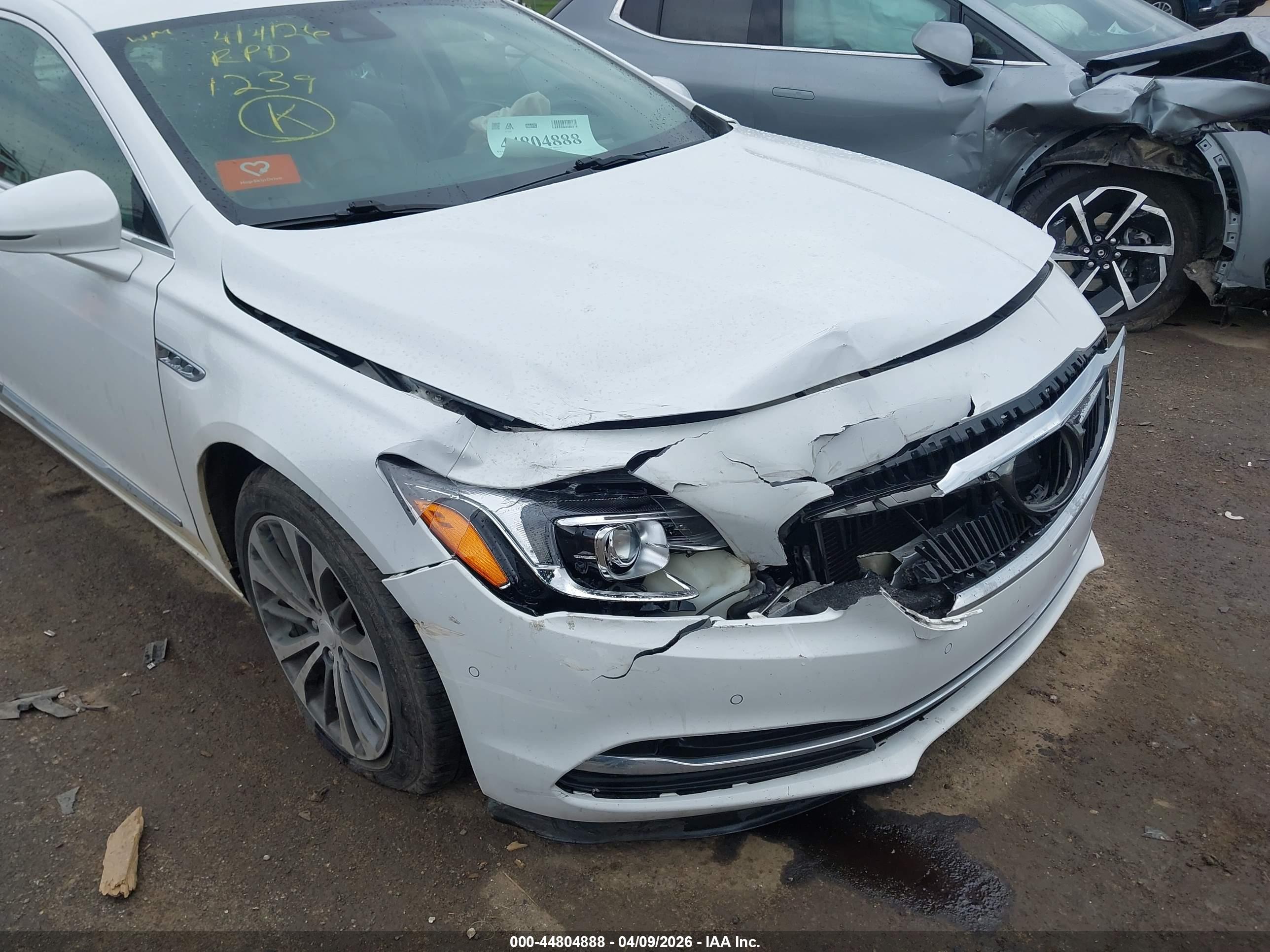 BUICK LACROSSE image 6