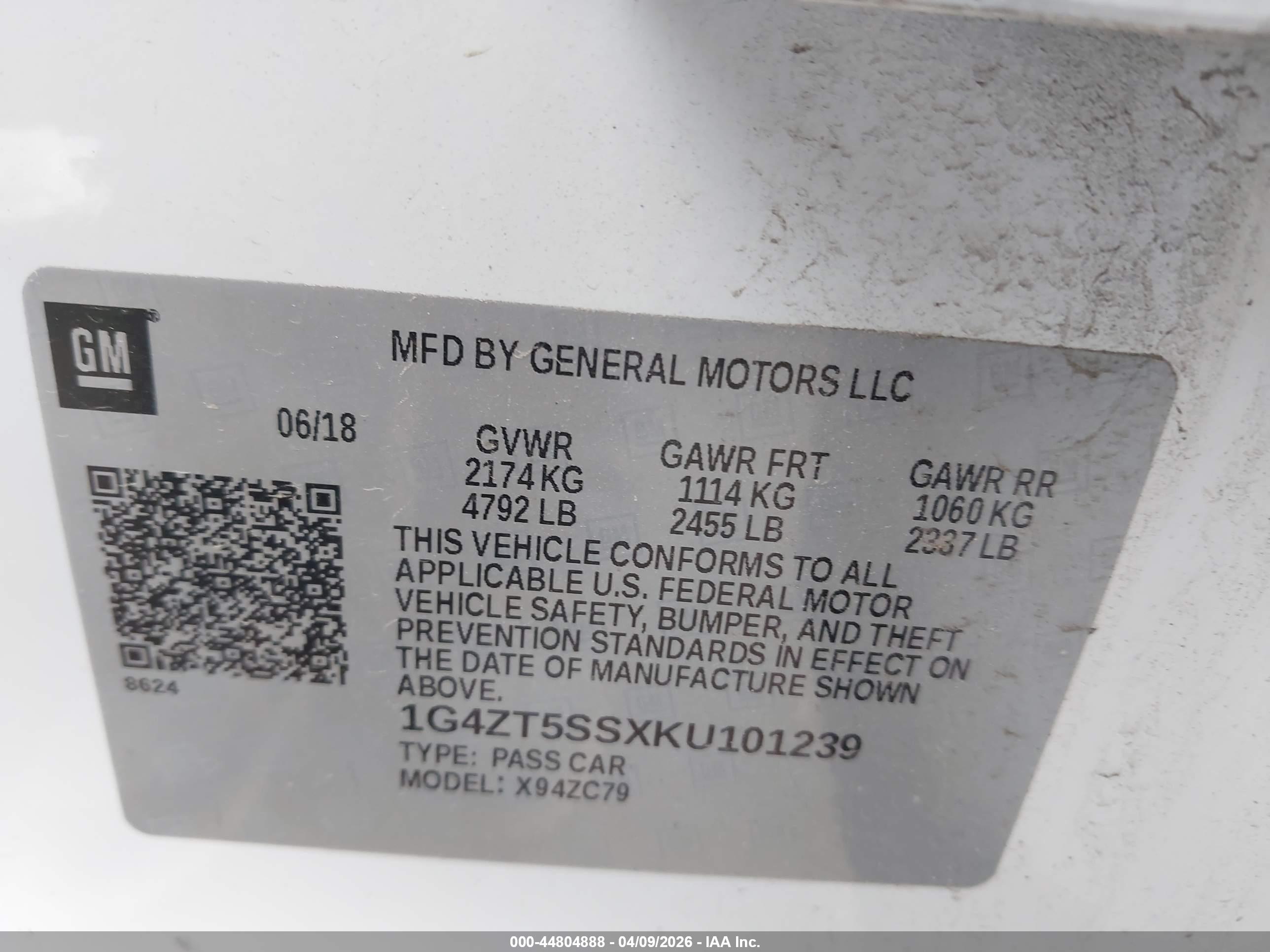 BUICK LACROSSE image 9