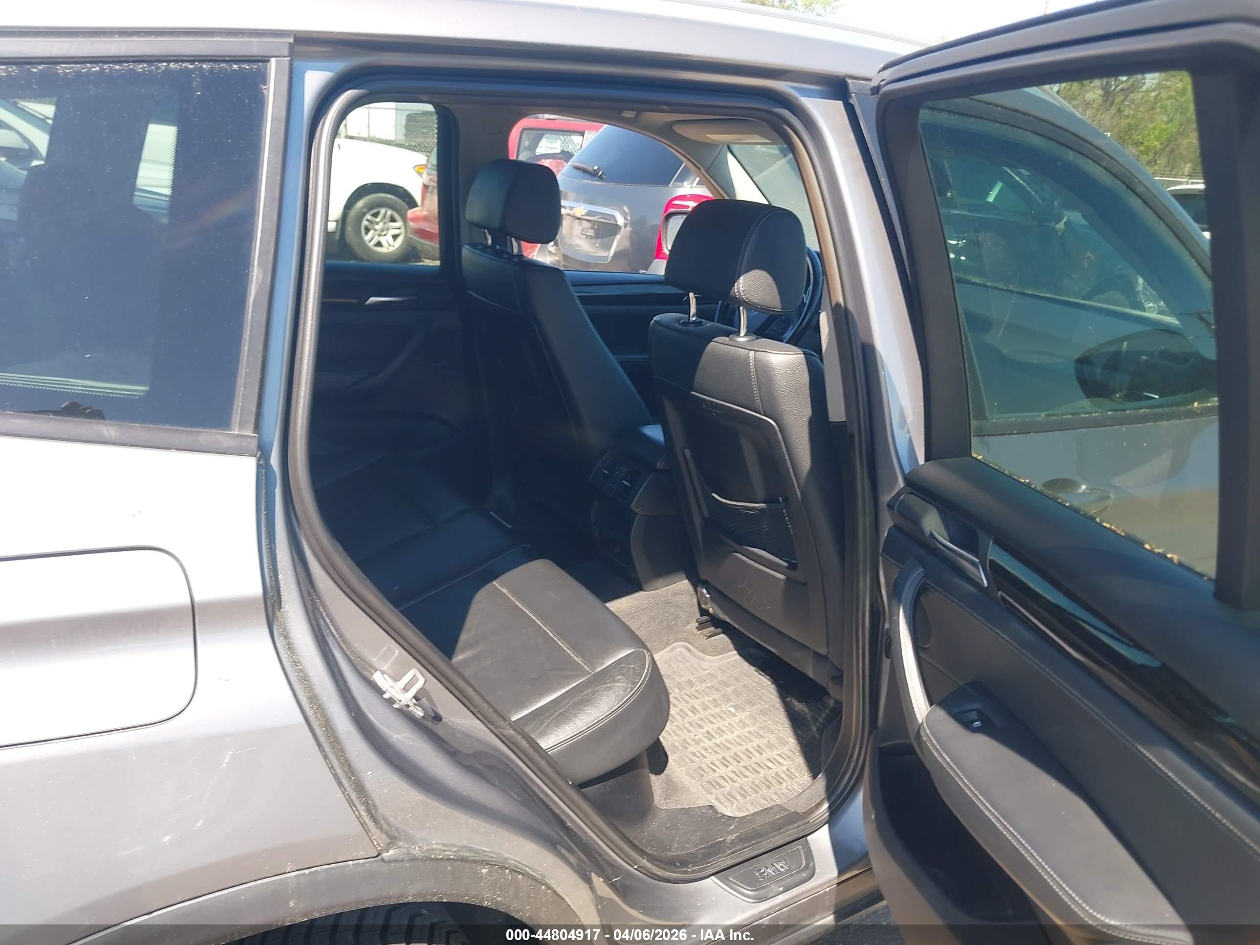 BMW X3 image 8