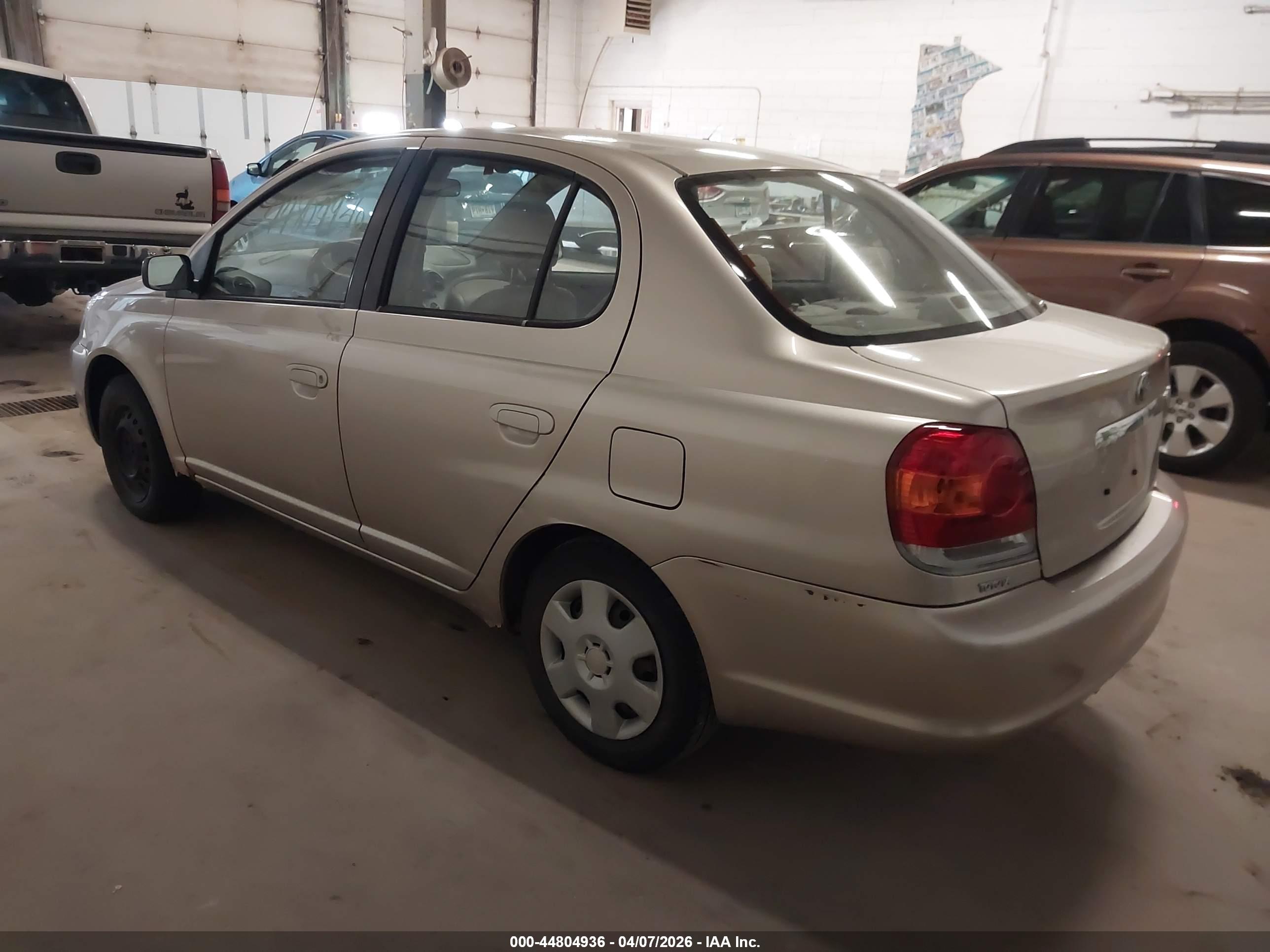 TOYOTA ECHO image 3