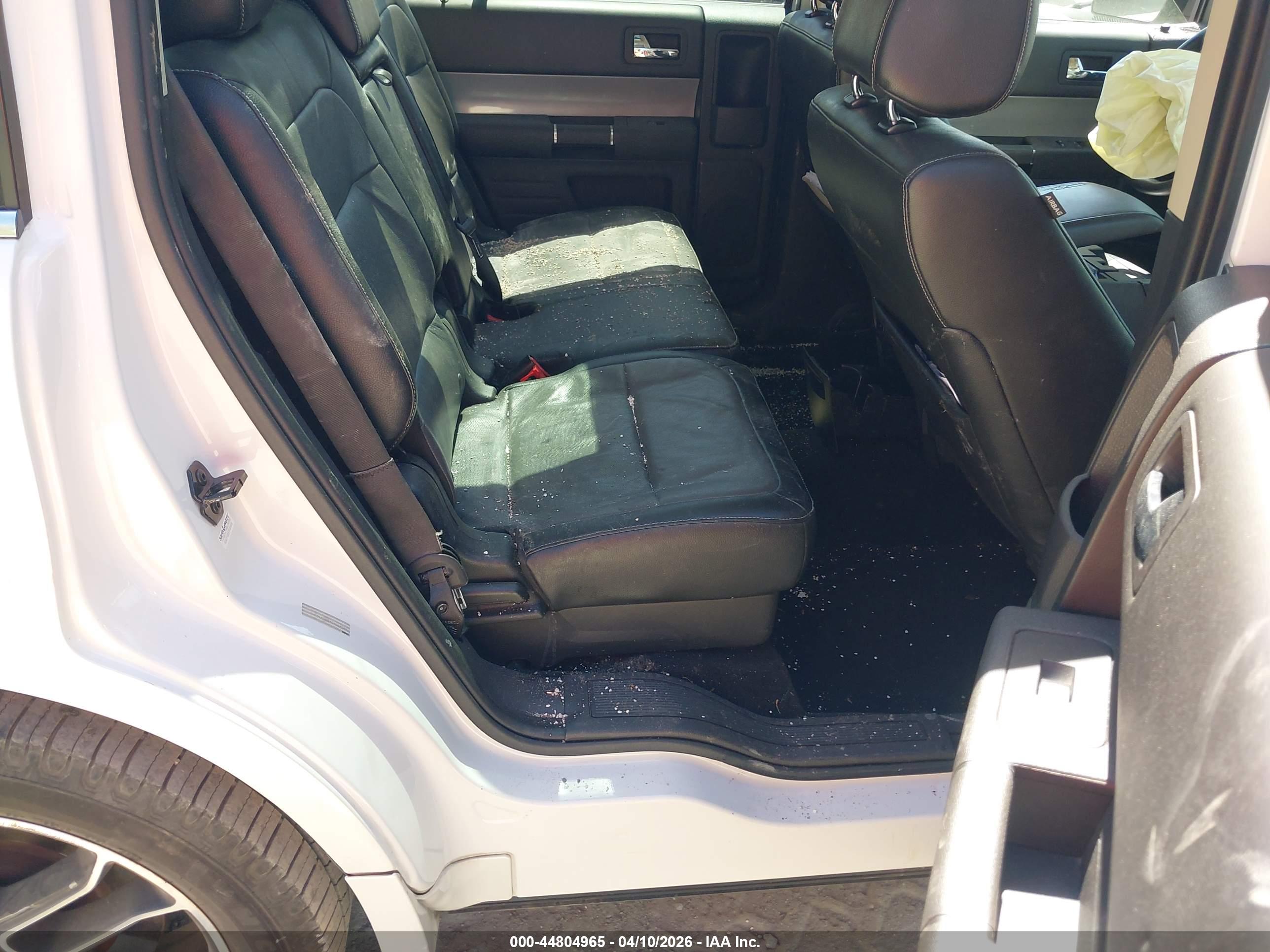 FORD FLEX image 8