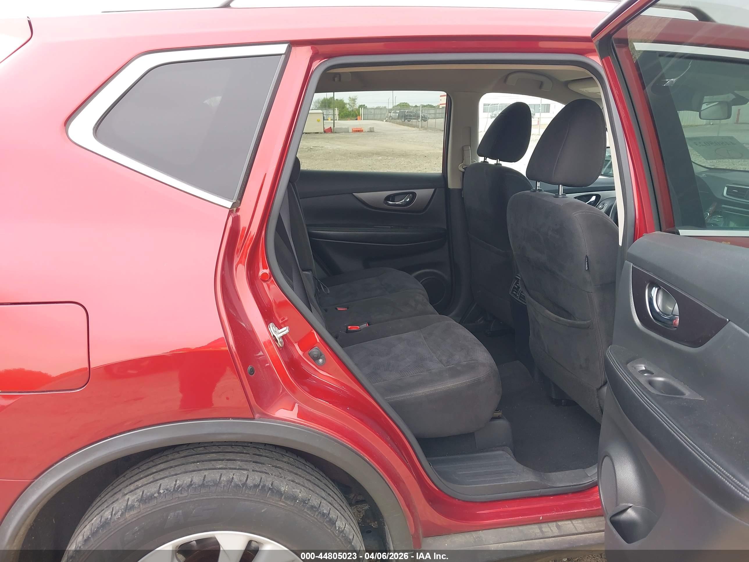 NISSAN ROGUE image 8