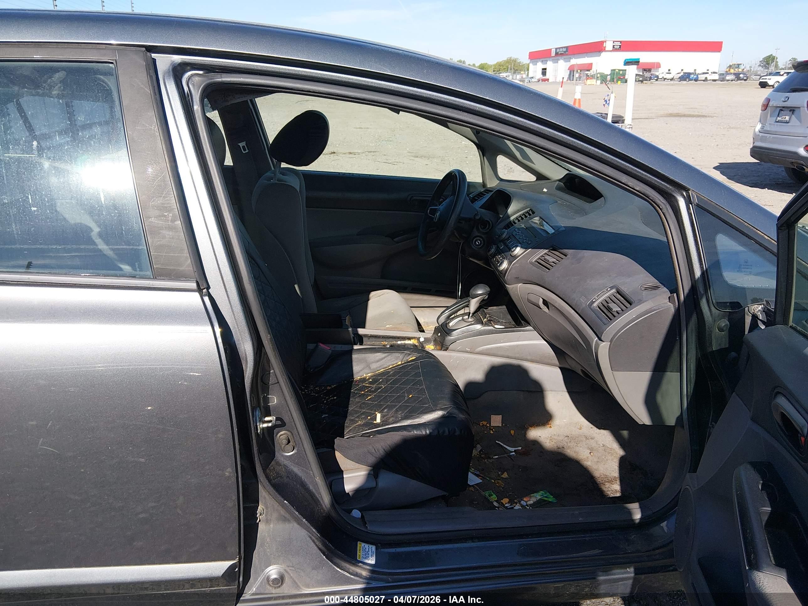HONDA CIVIC image 5