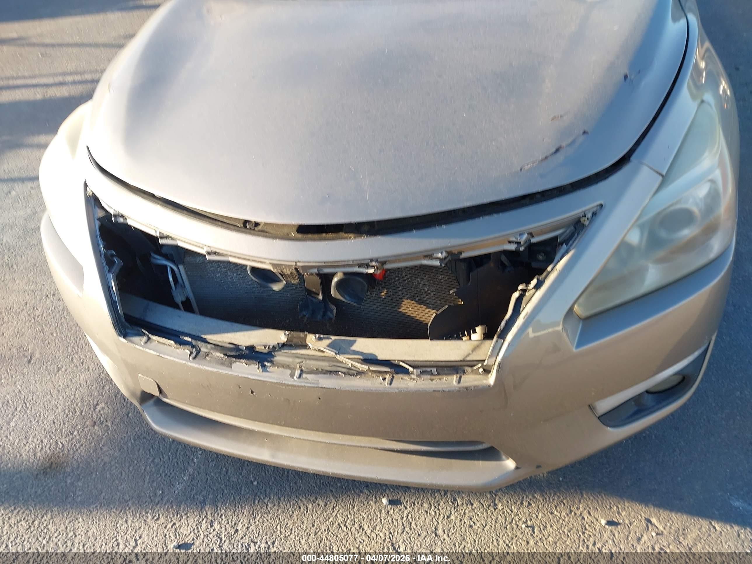 NISSAN ALTIMA image 6