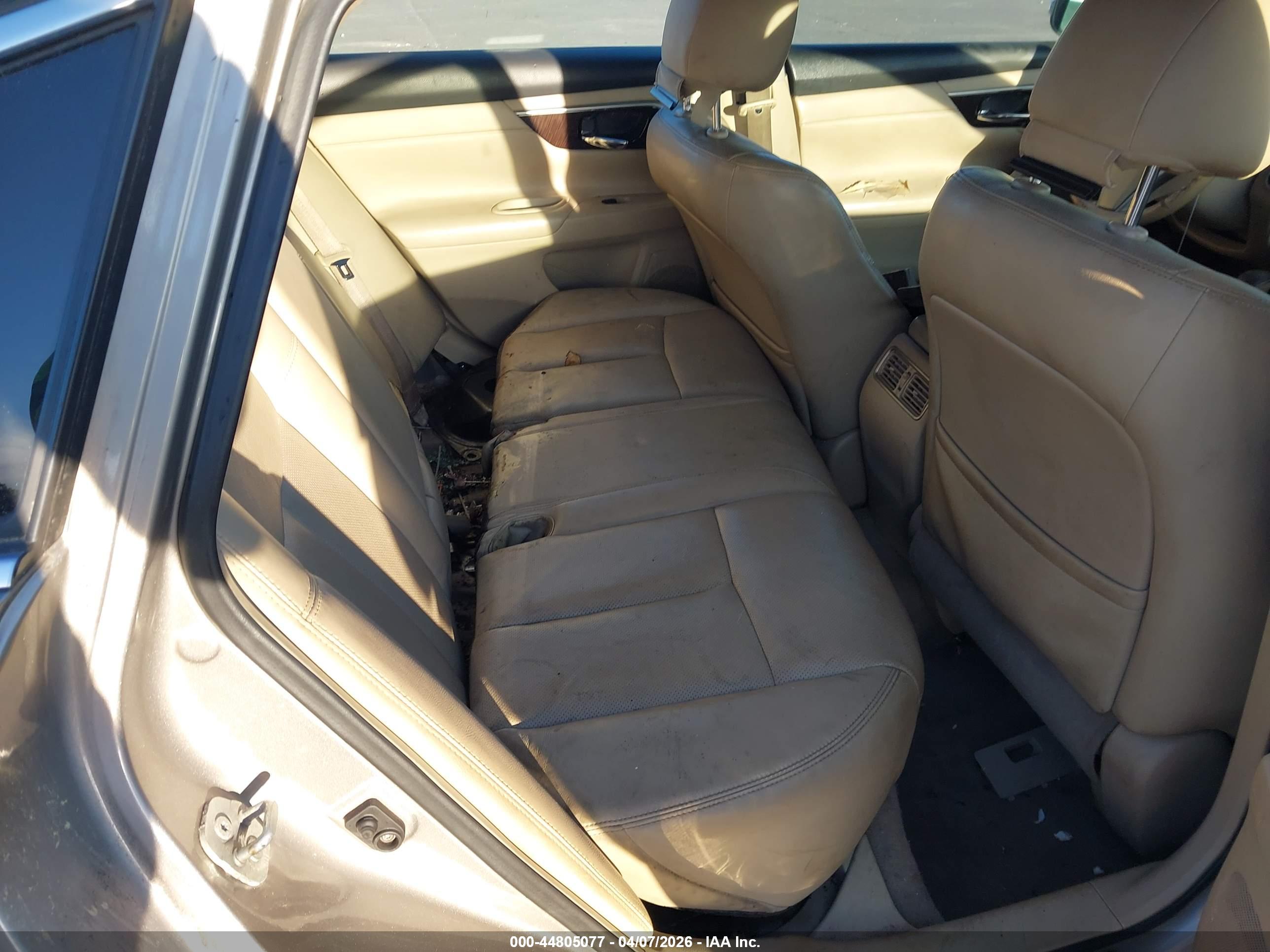 NISSAN ALTIMA image 8