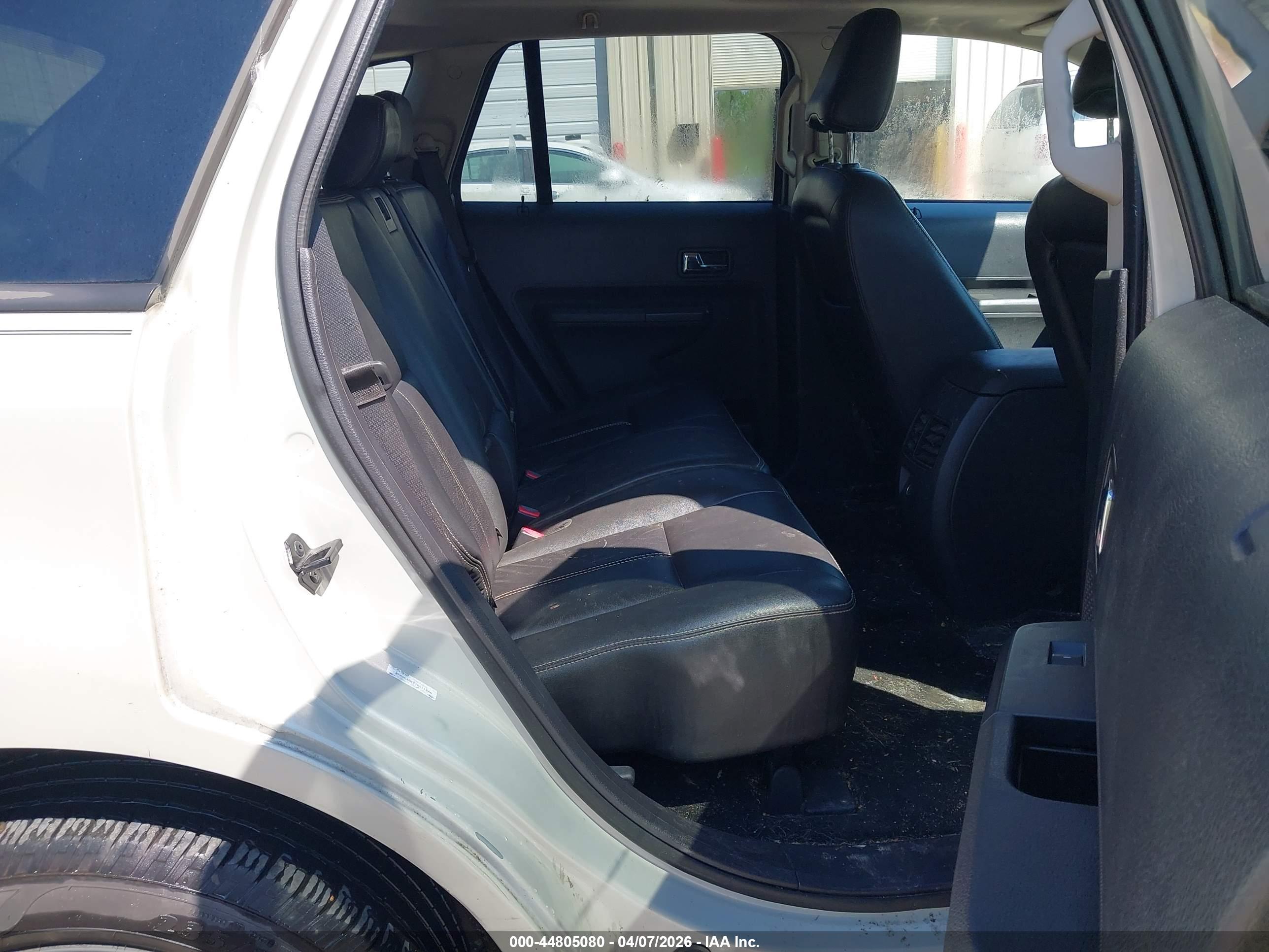 FORD EDGE image 8