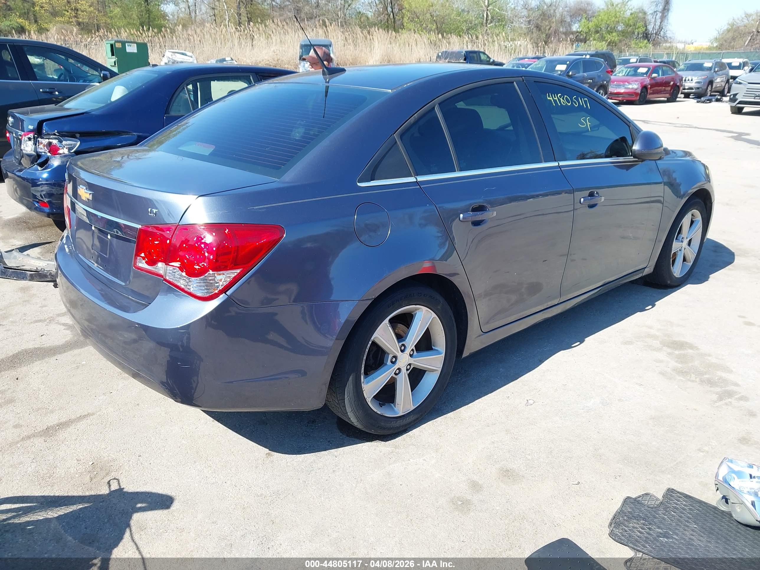 CHEVROLET CRUZE image 4