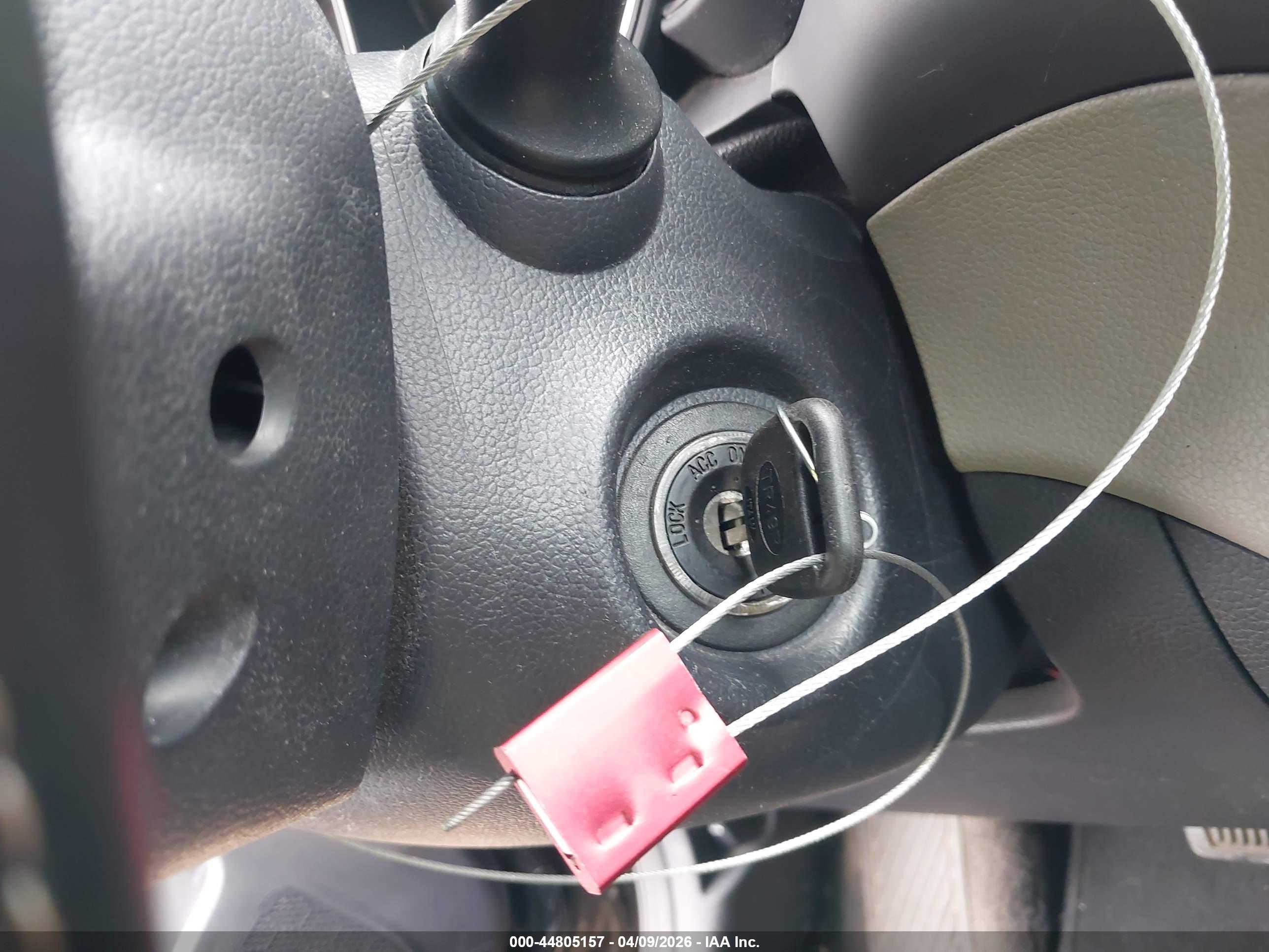 KIA RIO image 11