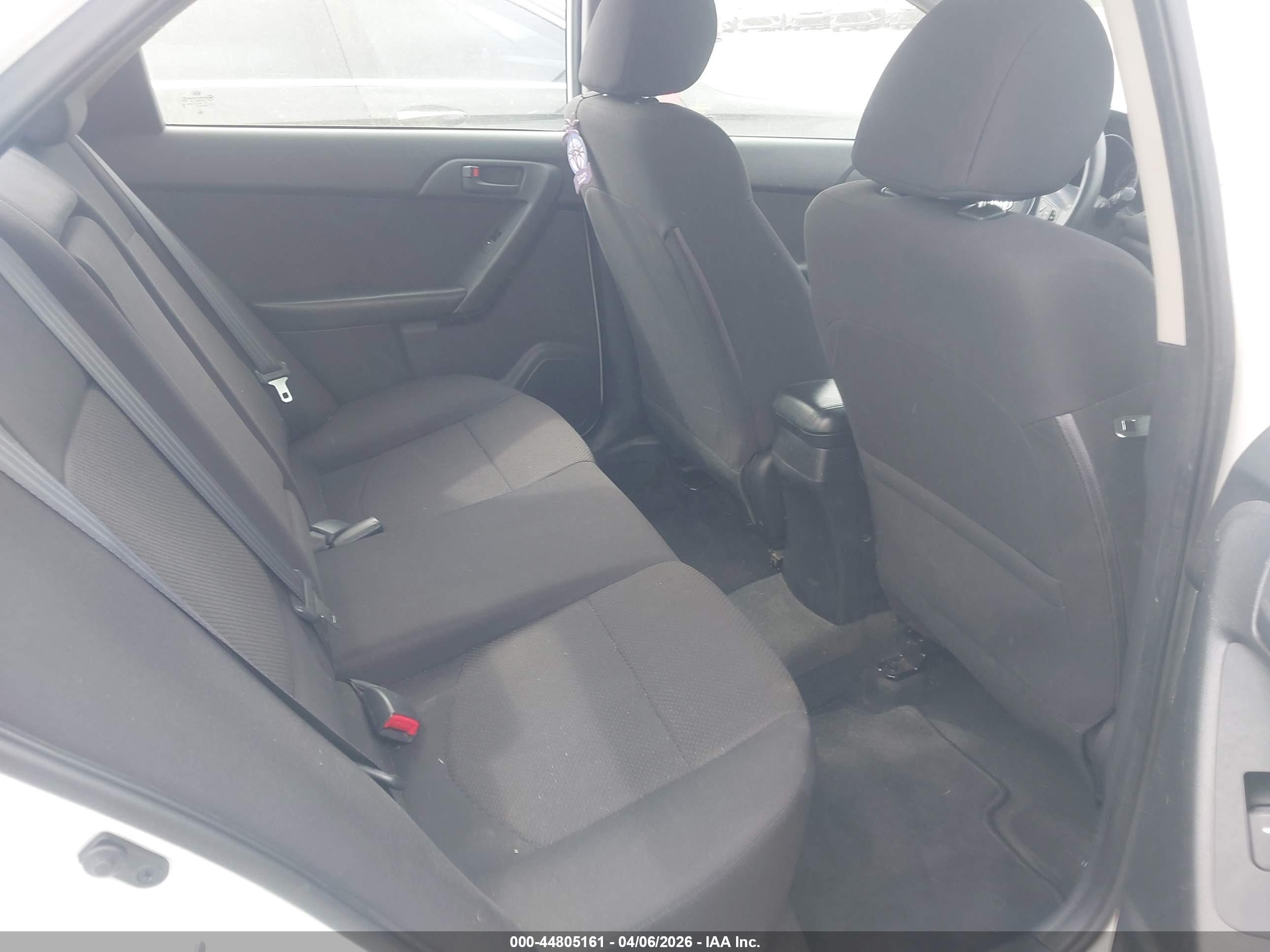 KIA FORTE image 8