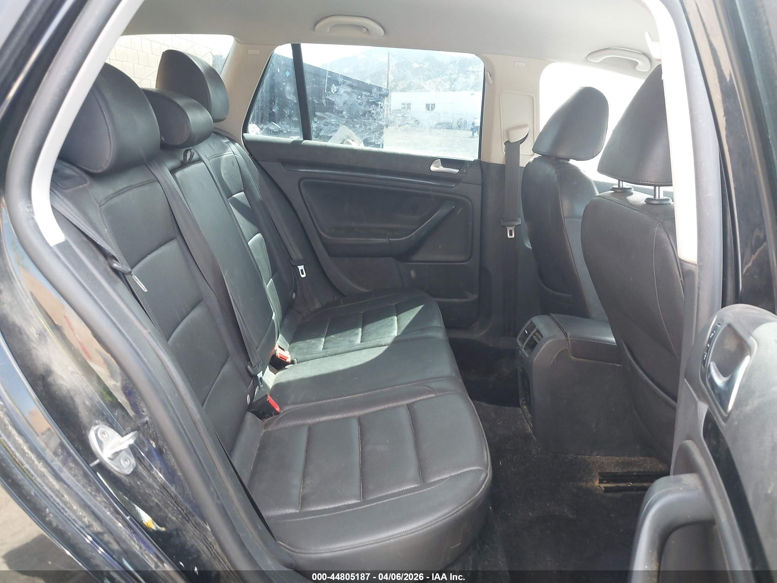 VOLKSWAGEN JETTA image 8