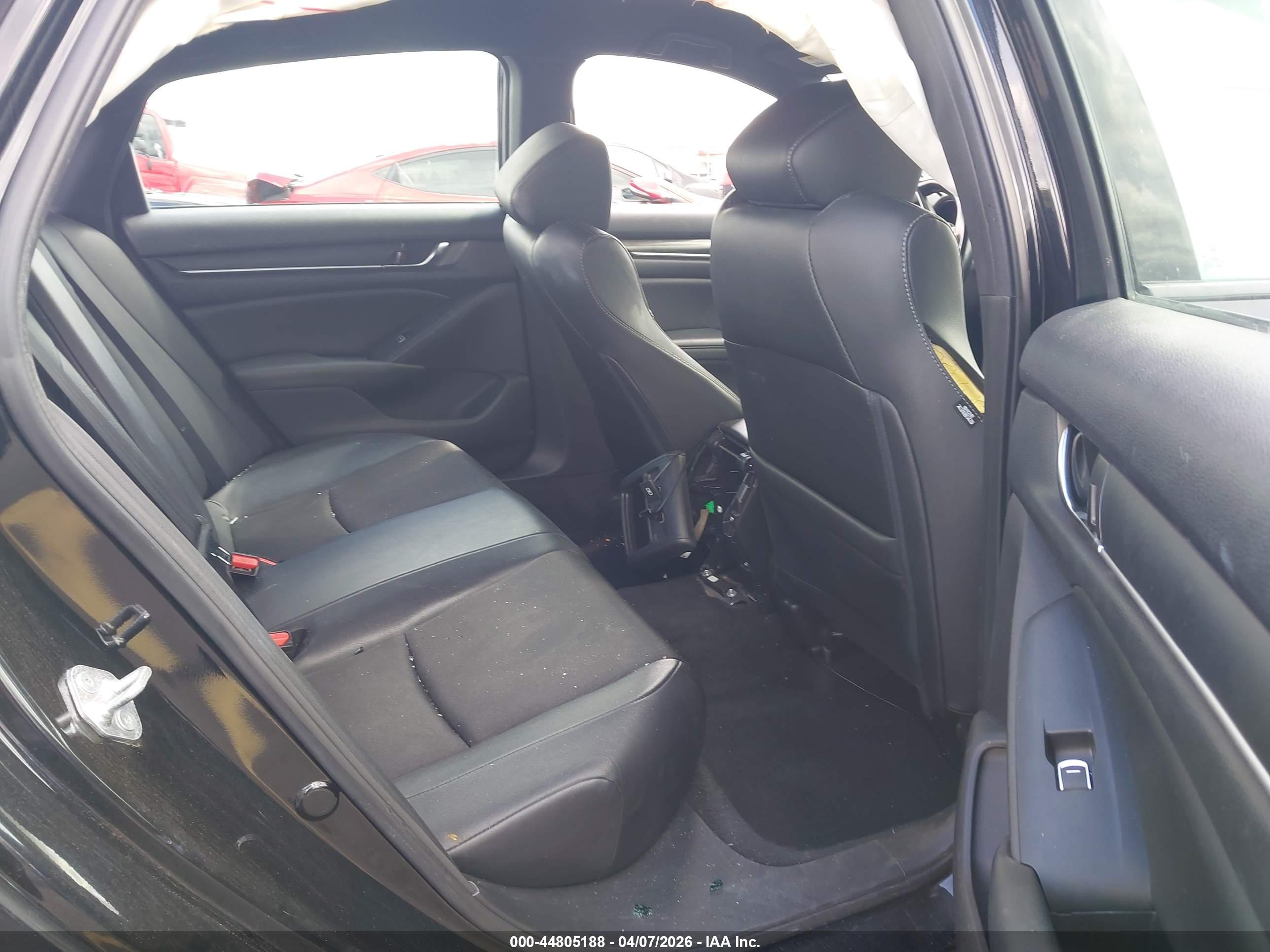 HONDA ACCORD image 8