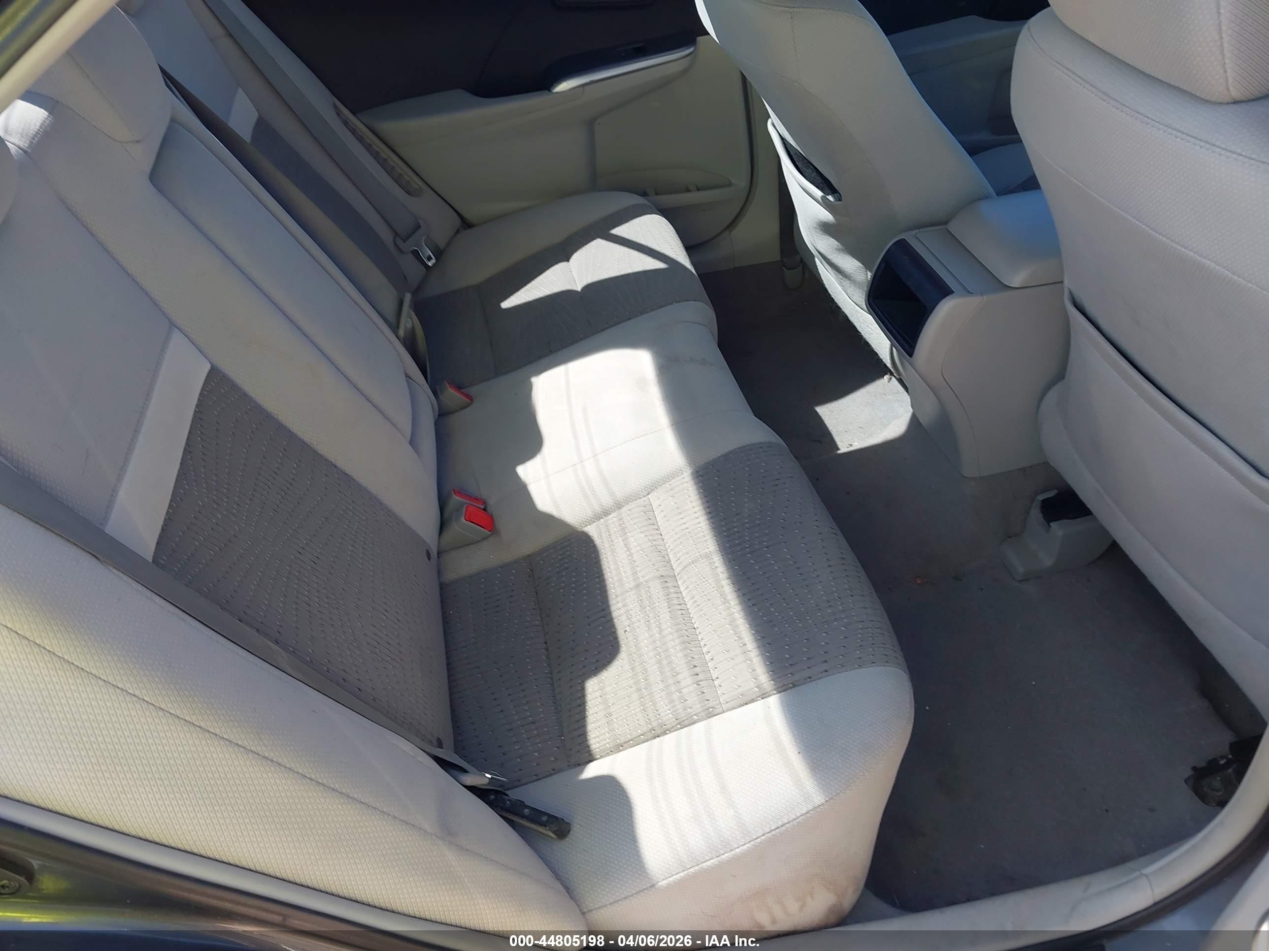 TOYOTA CAMRY image 8