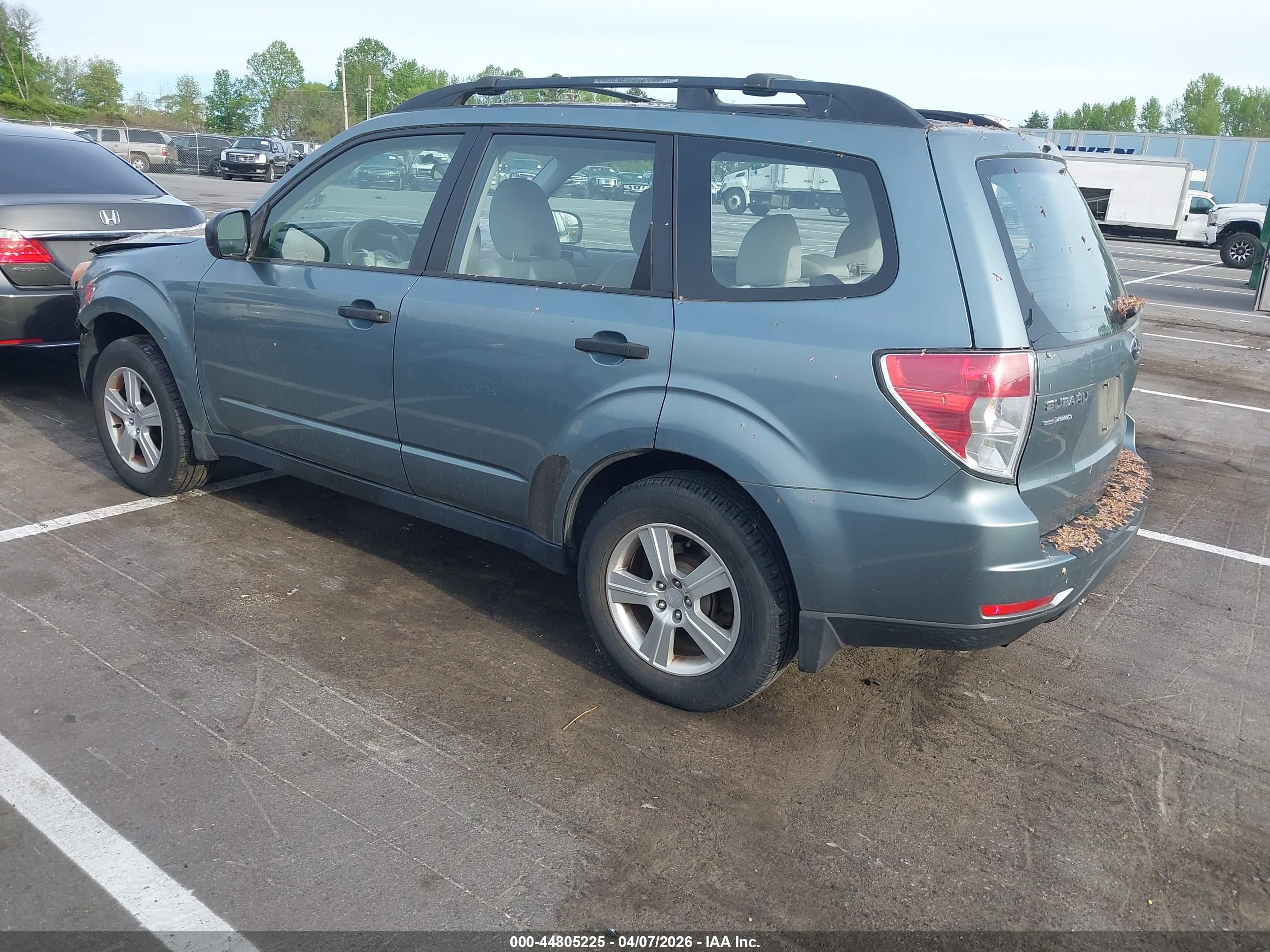 SUBARU FORESTER image 3