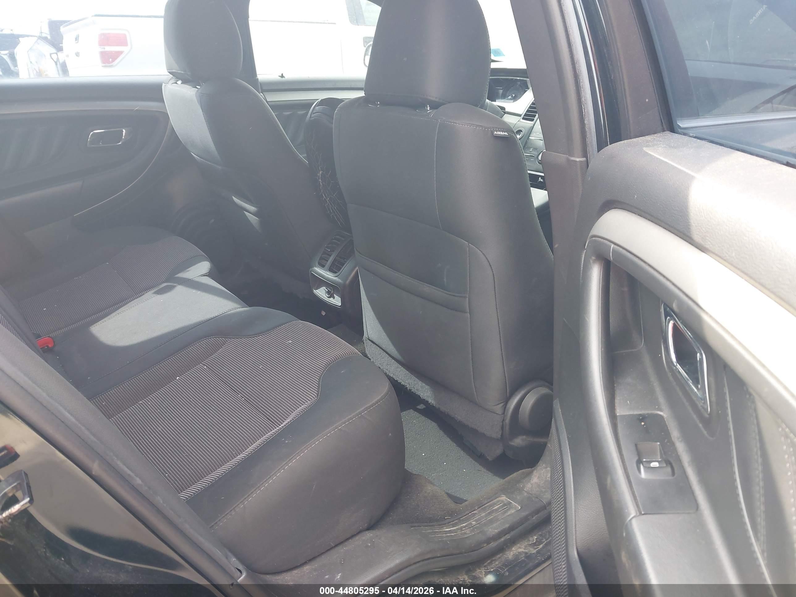 FORD TAURUS image 8