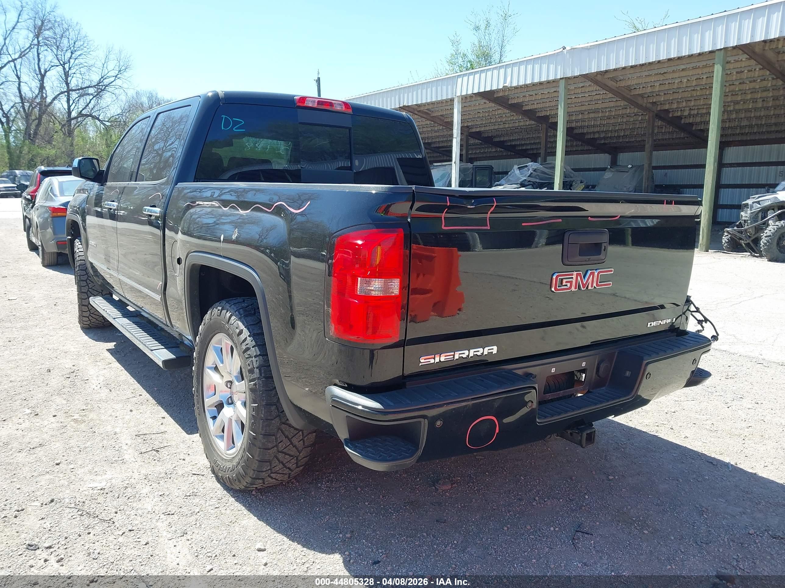 GMC SIERRA image 3