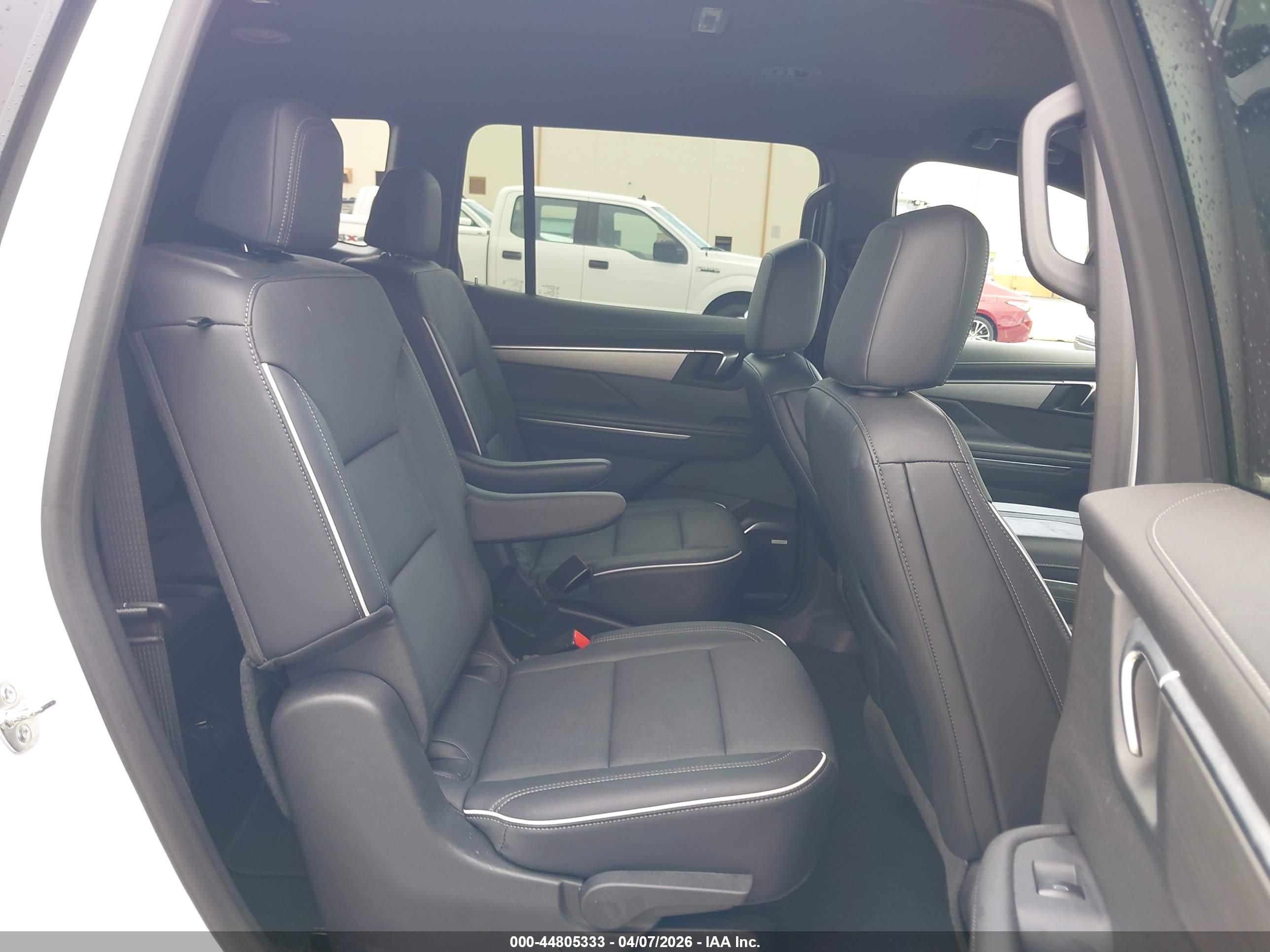 BUICK ENCLAVE image 8