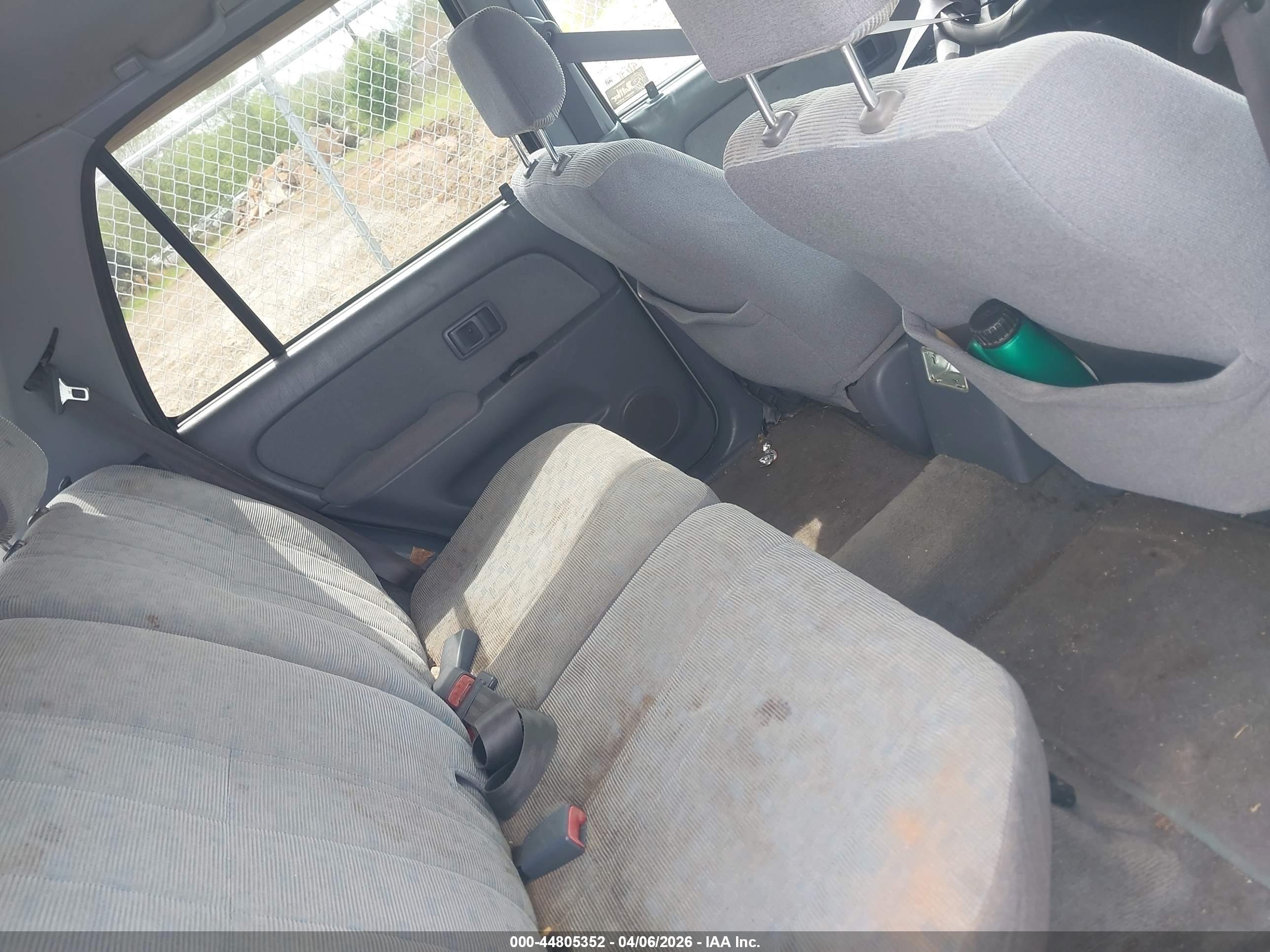 TOYOTA 4RUNNER image 8