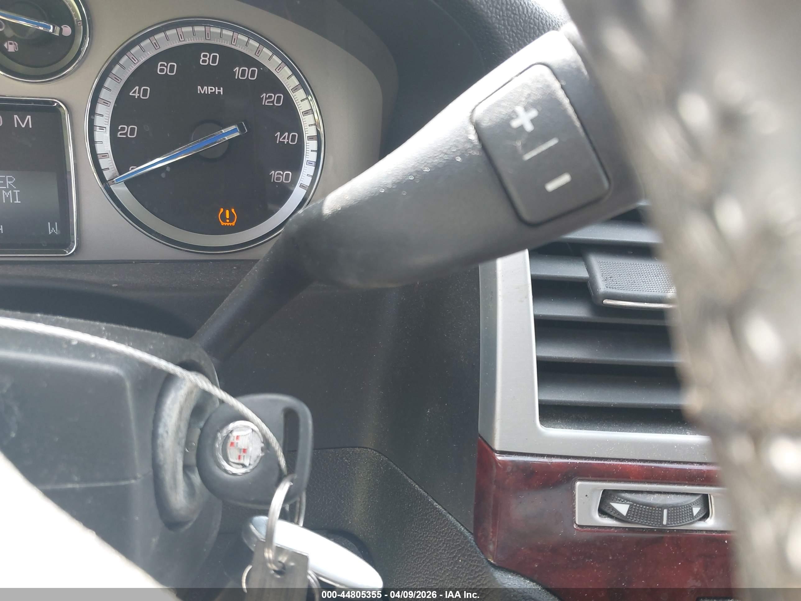 CADILLAC ESCALADE image 11