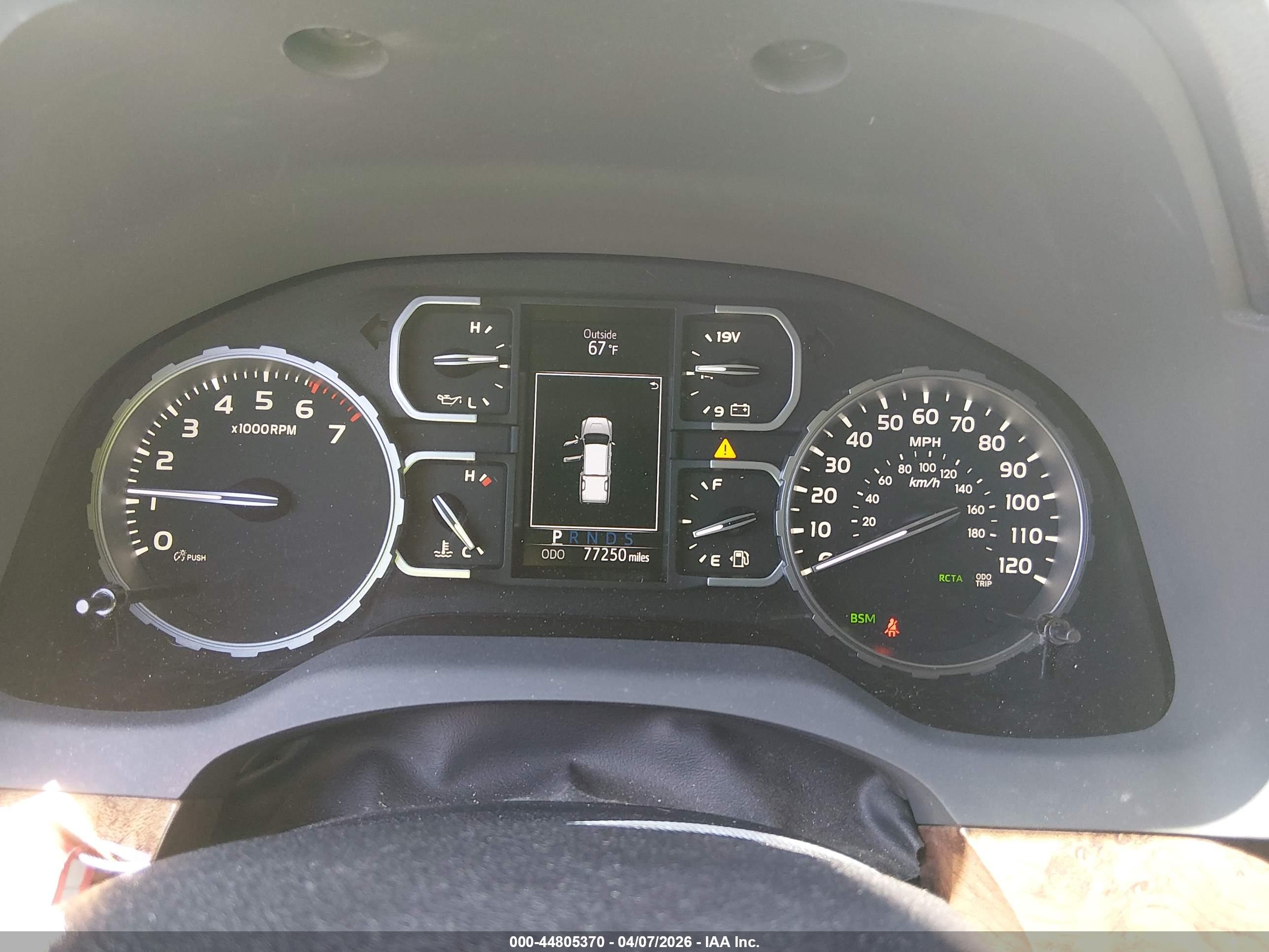 TOYOTA TUNDRA image 7