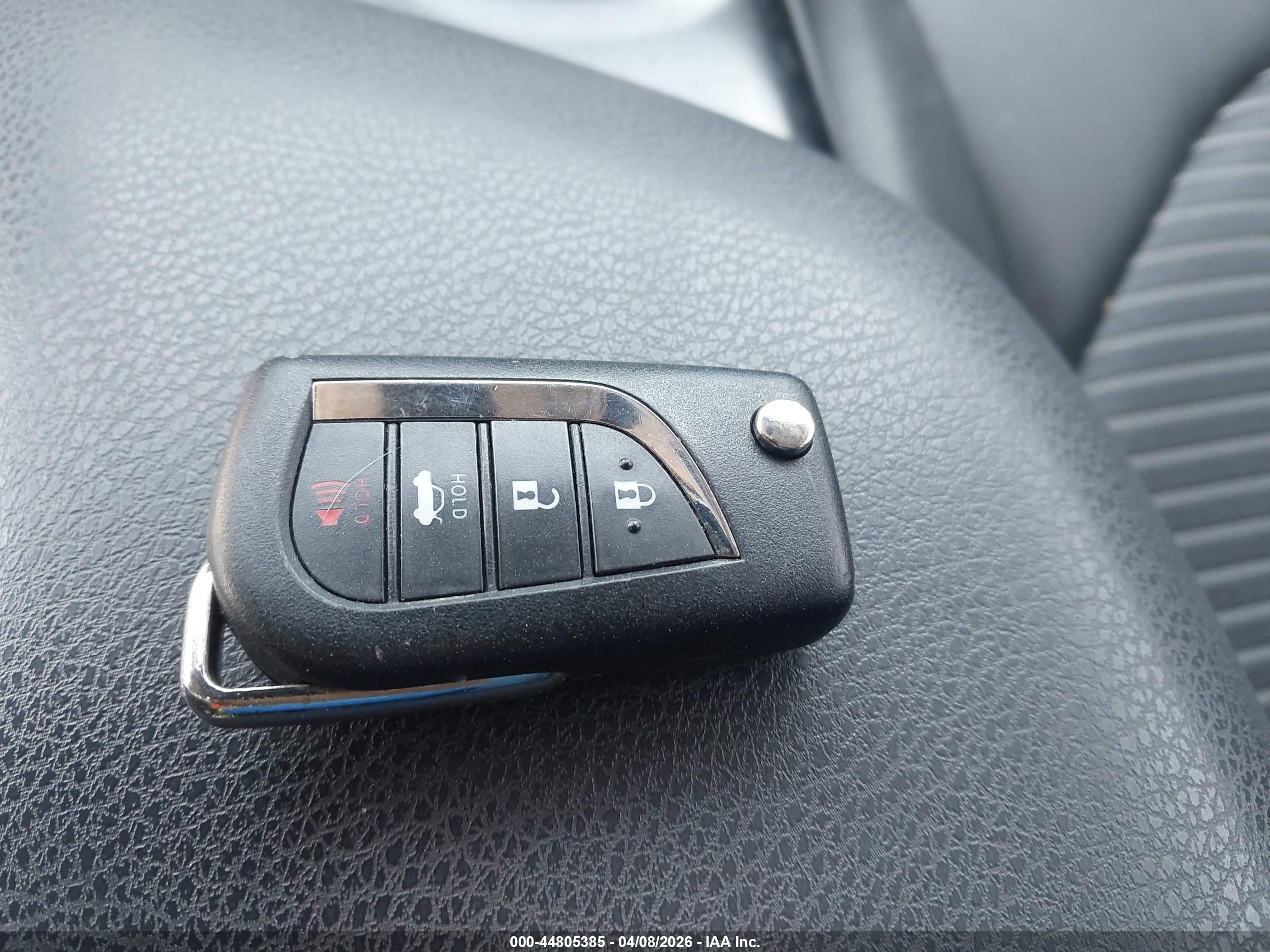 TOYOTA CAMRY image 11