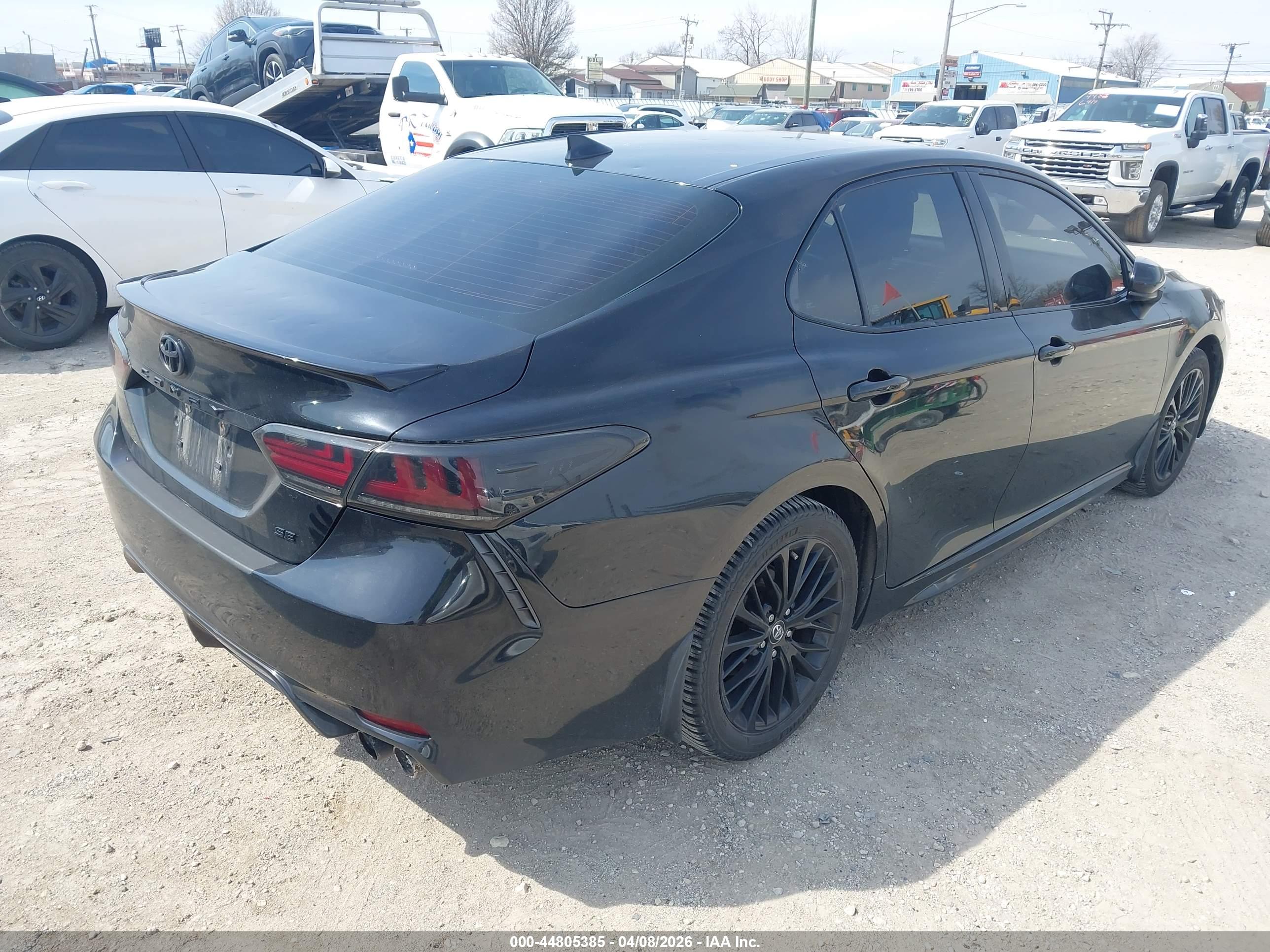 TOYOTA CAMRY image 4