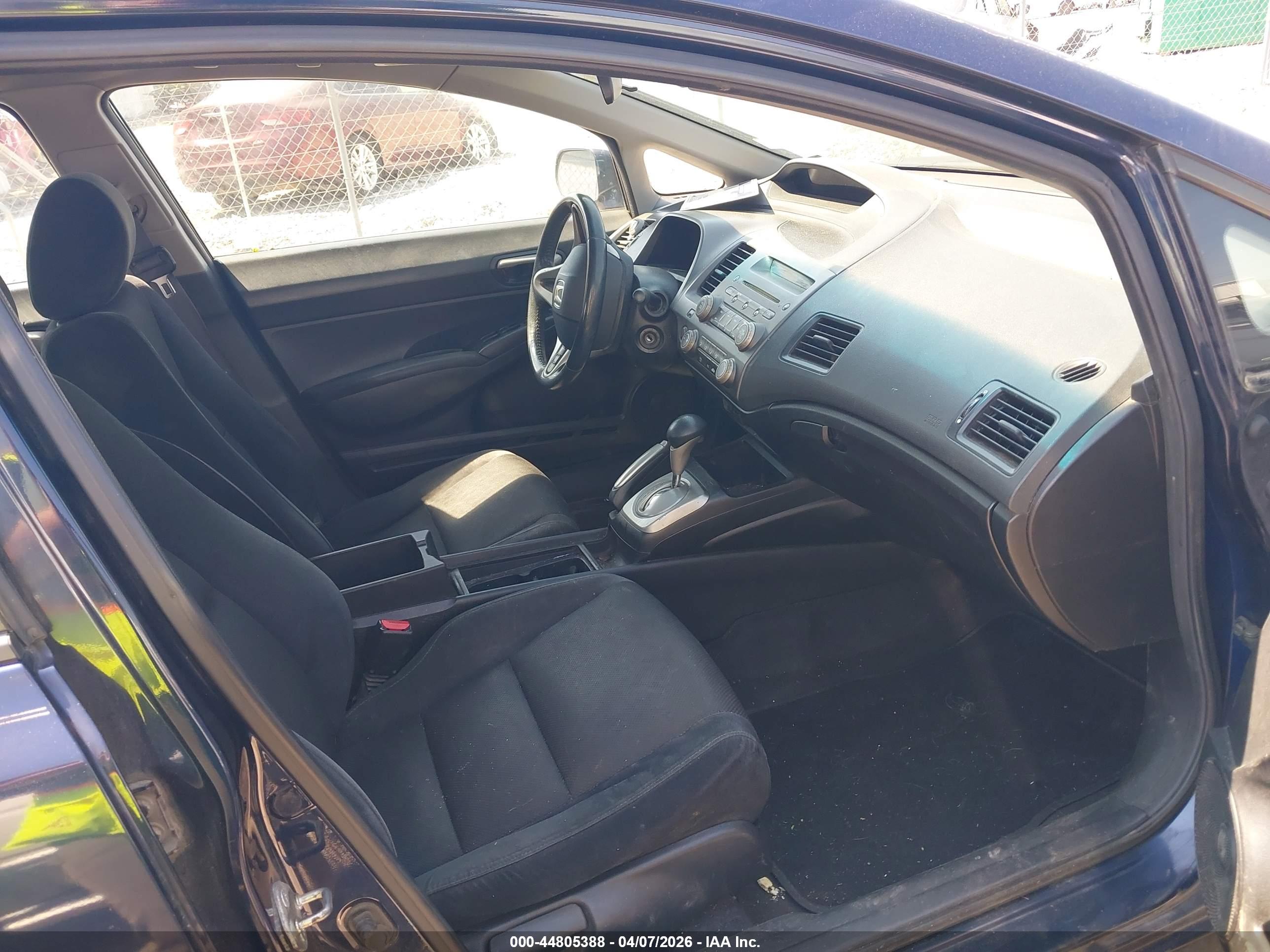 HONDA CIVIC image 5