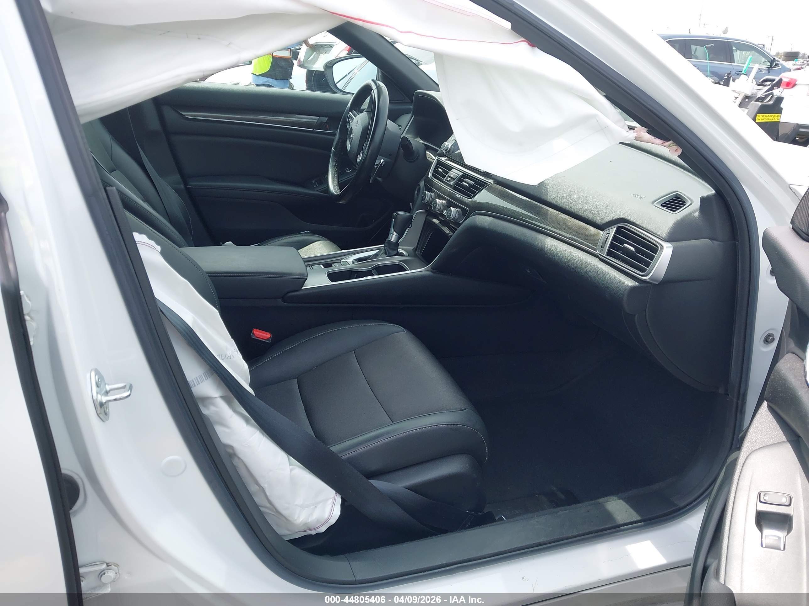 HONDA ACCORD image 5