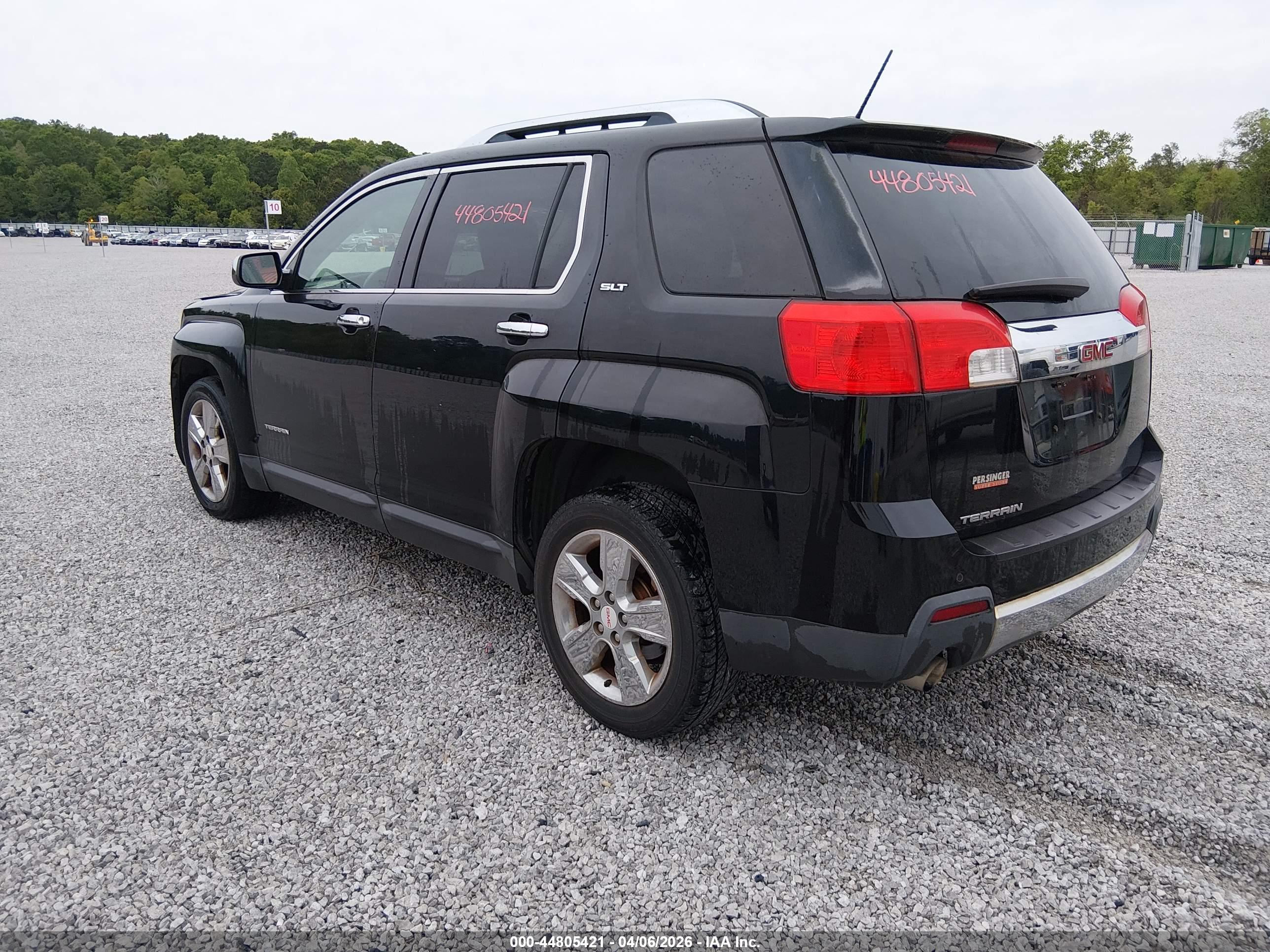 GMC TERRAIN image 3