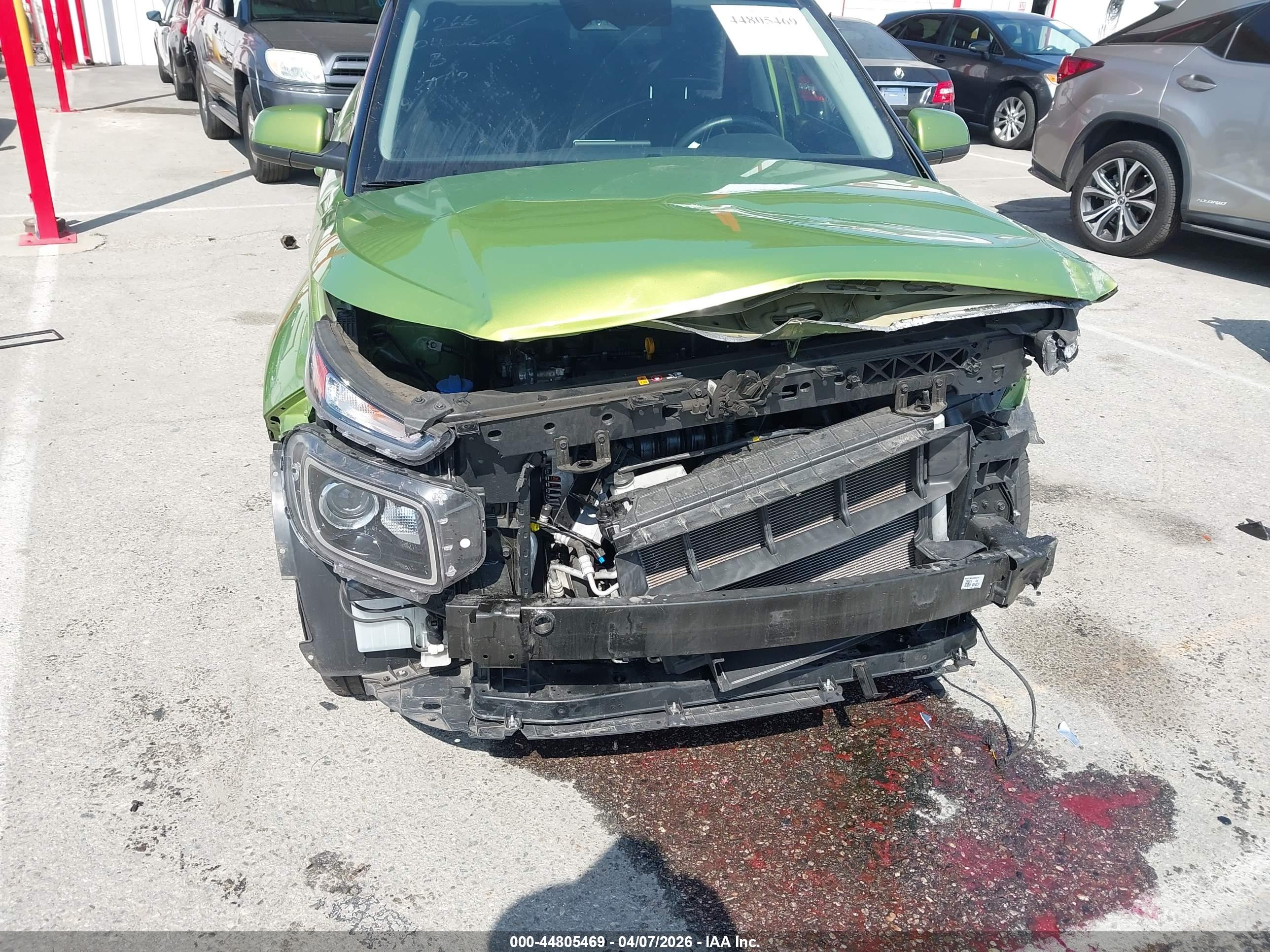 HYUNDAI VENUE image 6