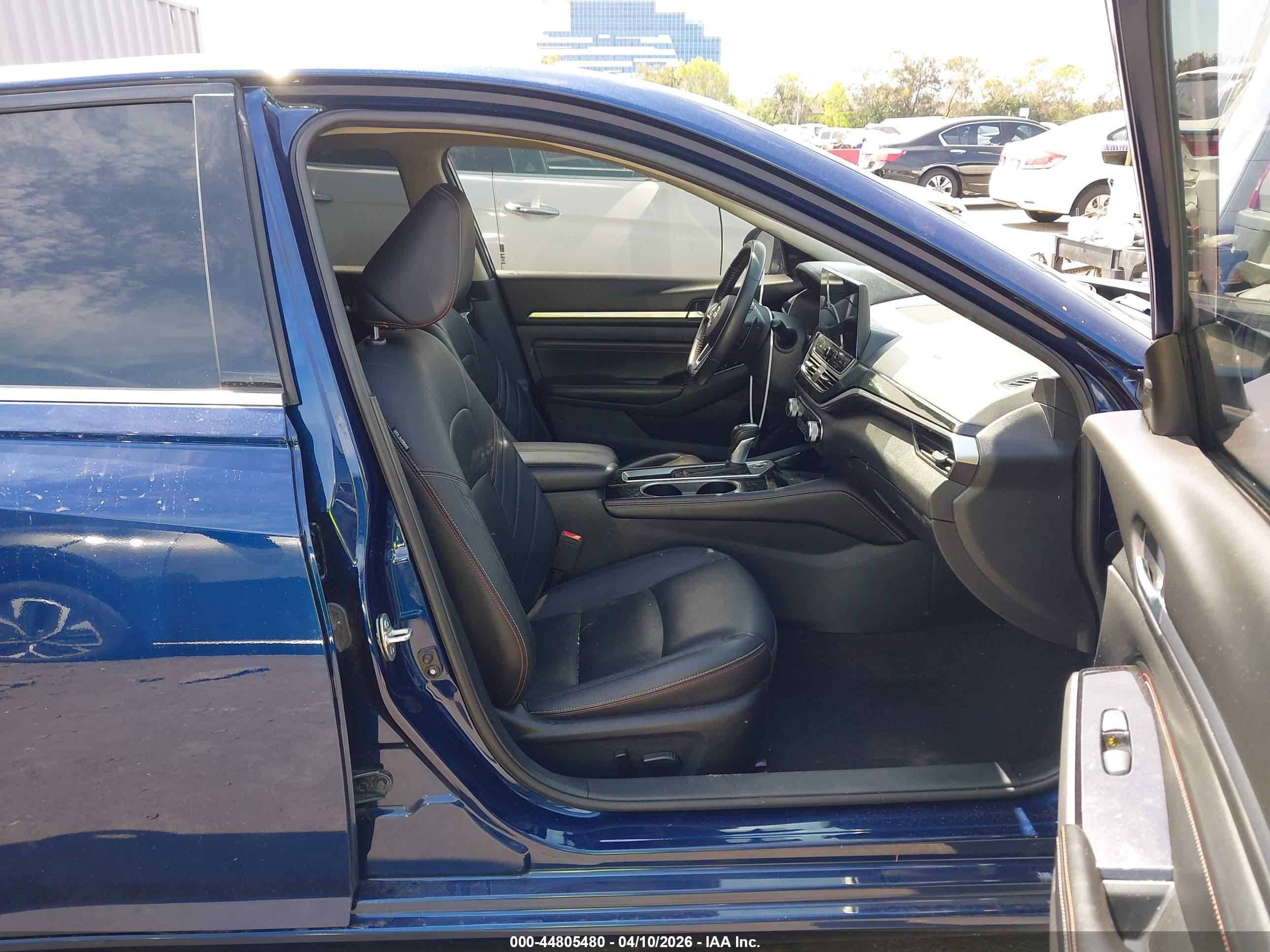NISSAN ALTIMA image 5