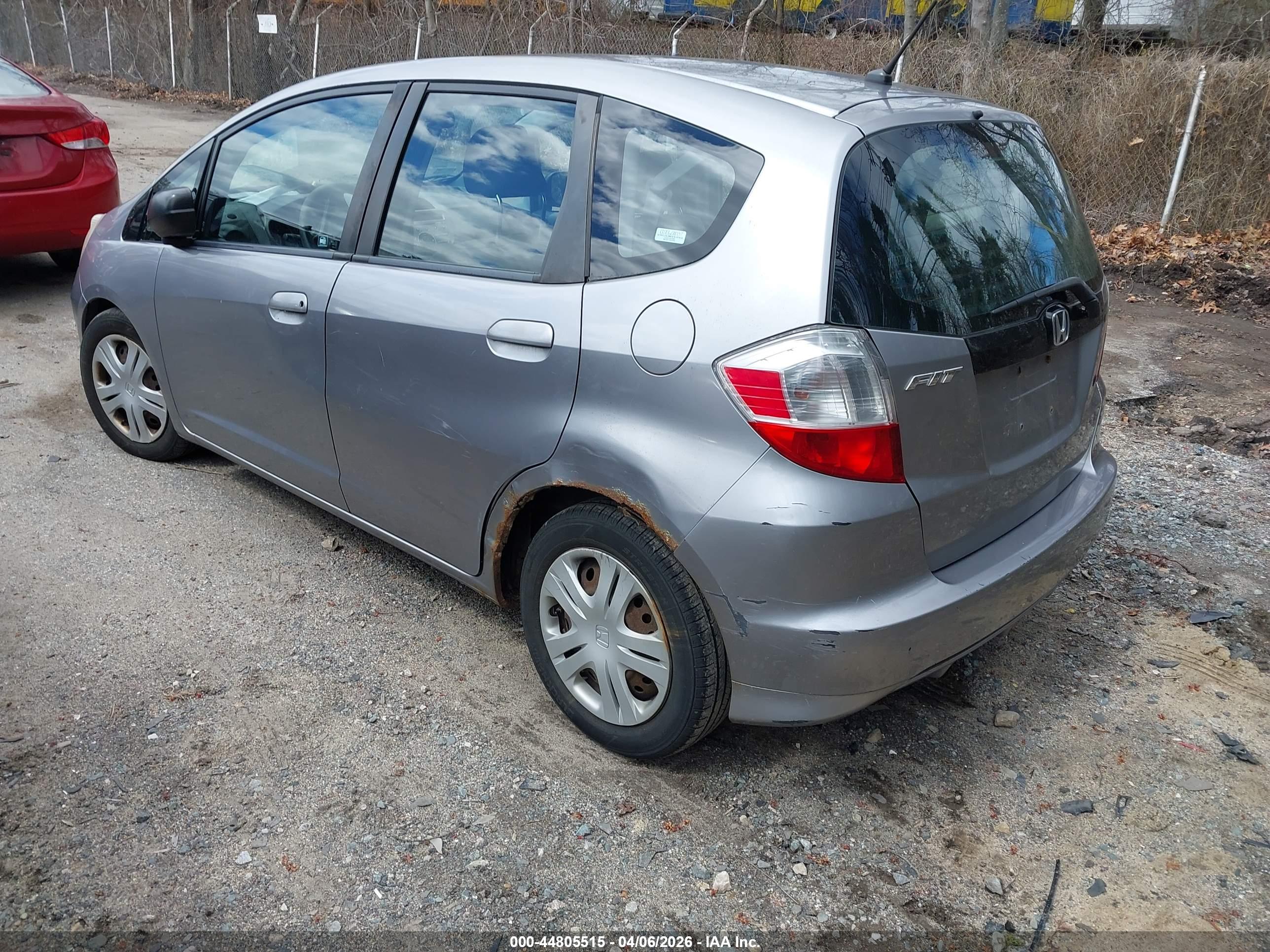 HONDA FIT image 3