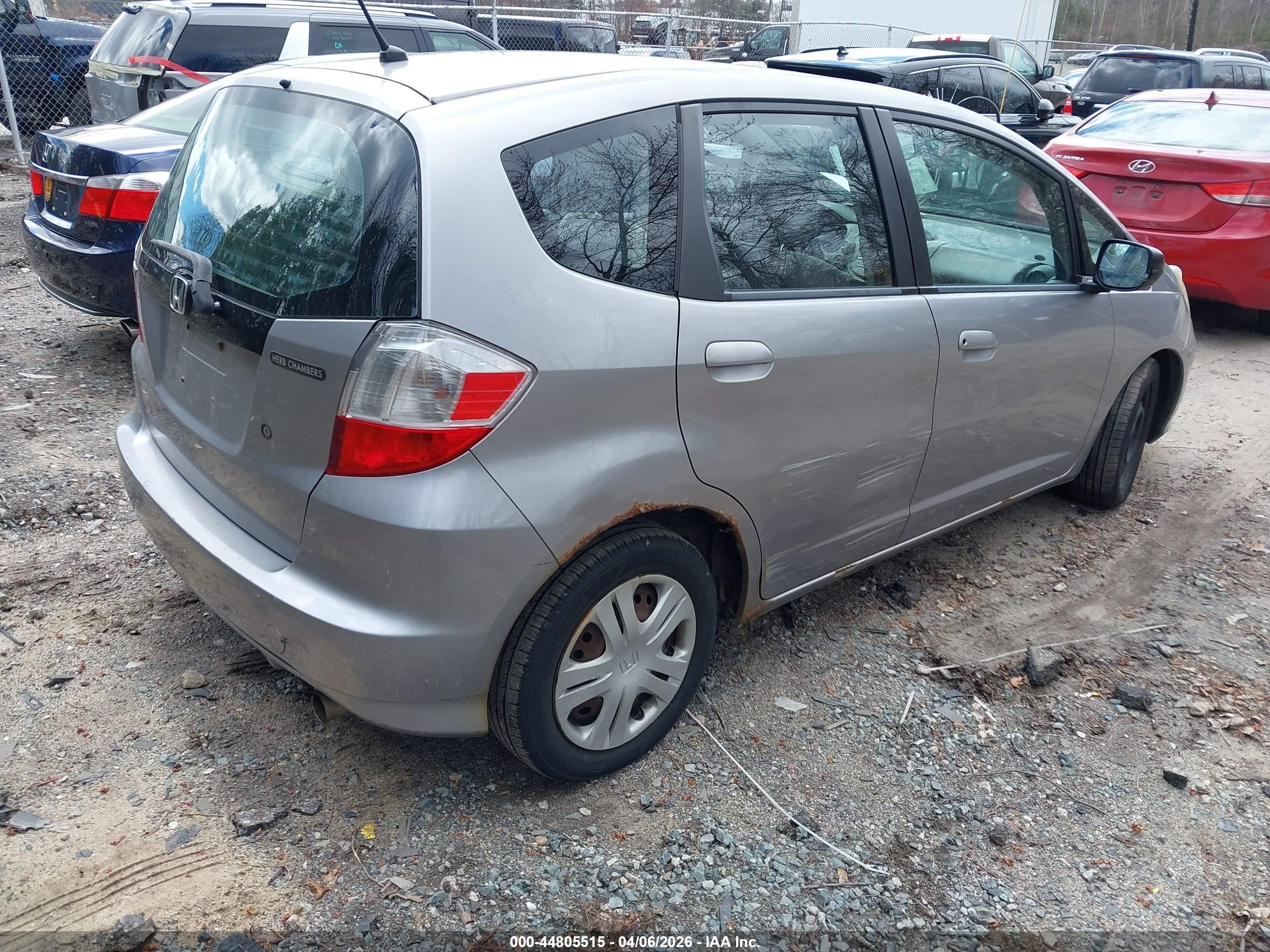 HONDA FIT image 4