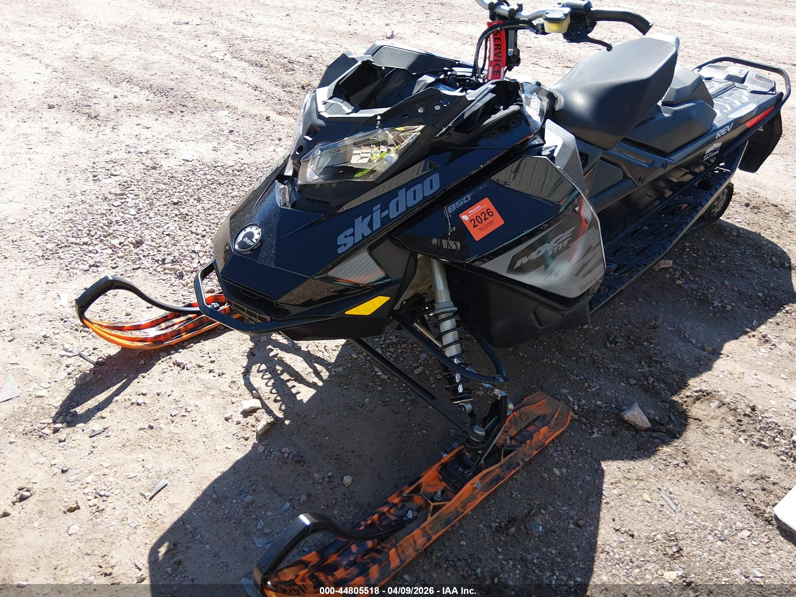 SKI DOO image 2